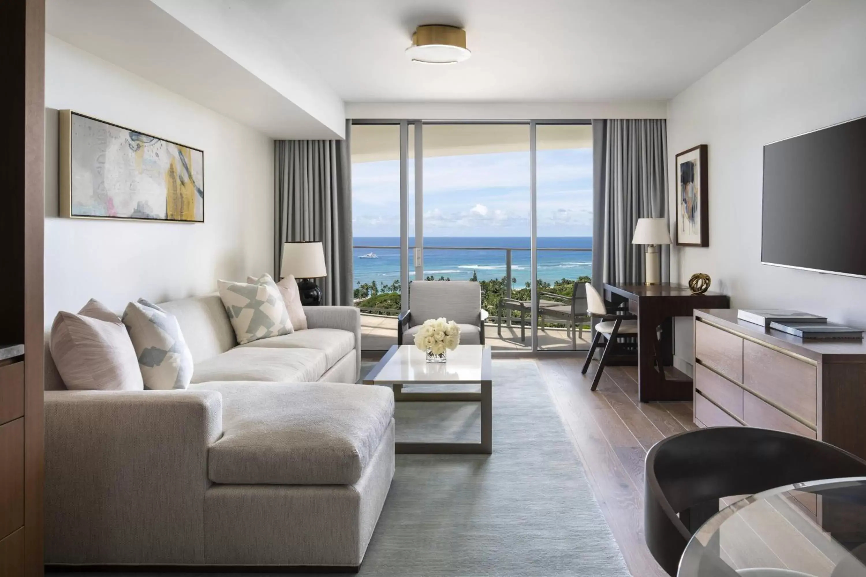 Photo of the whole room, Seating Area in The Ritz-Carlton Residences, Waikiki Beach Hotel