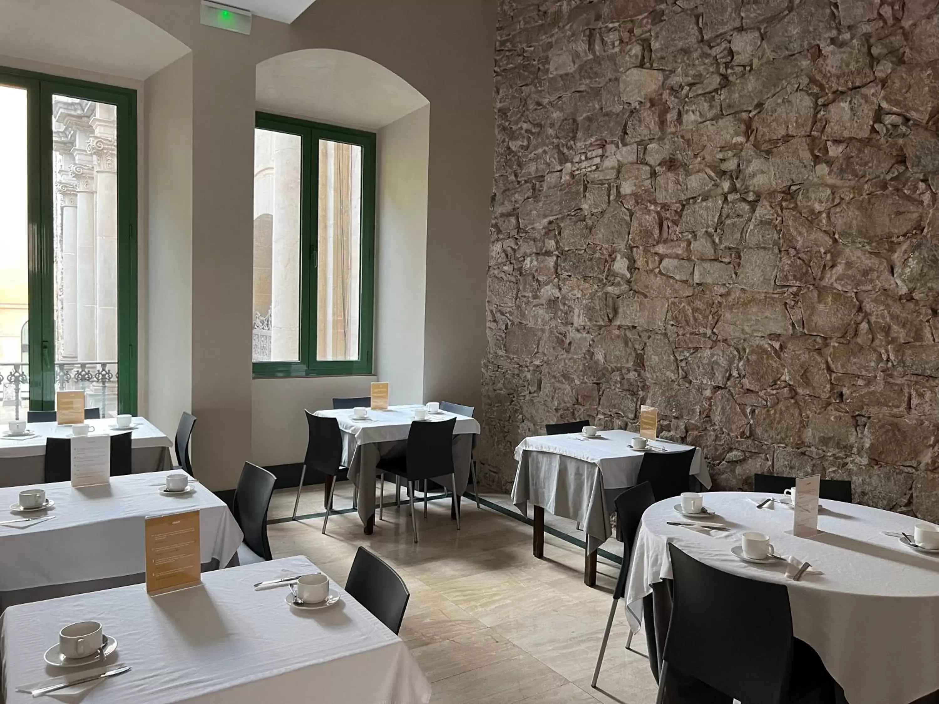 Restaurant/Places to Eat in Hotel Sant Agustí