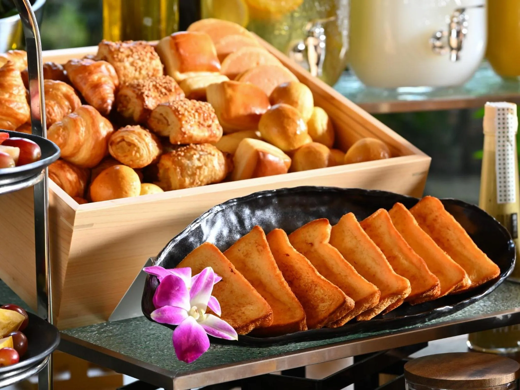 Breakfast in APA Hotel & Resort Kaga Katayamazu Onsen Kasuikyo