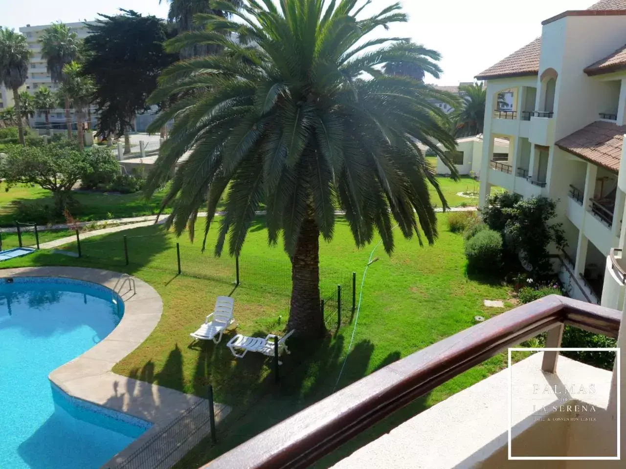 Balcony/Terrace, Pool View in Hotel Palmas de La Serena