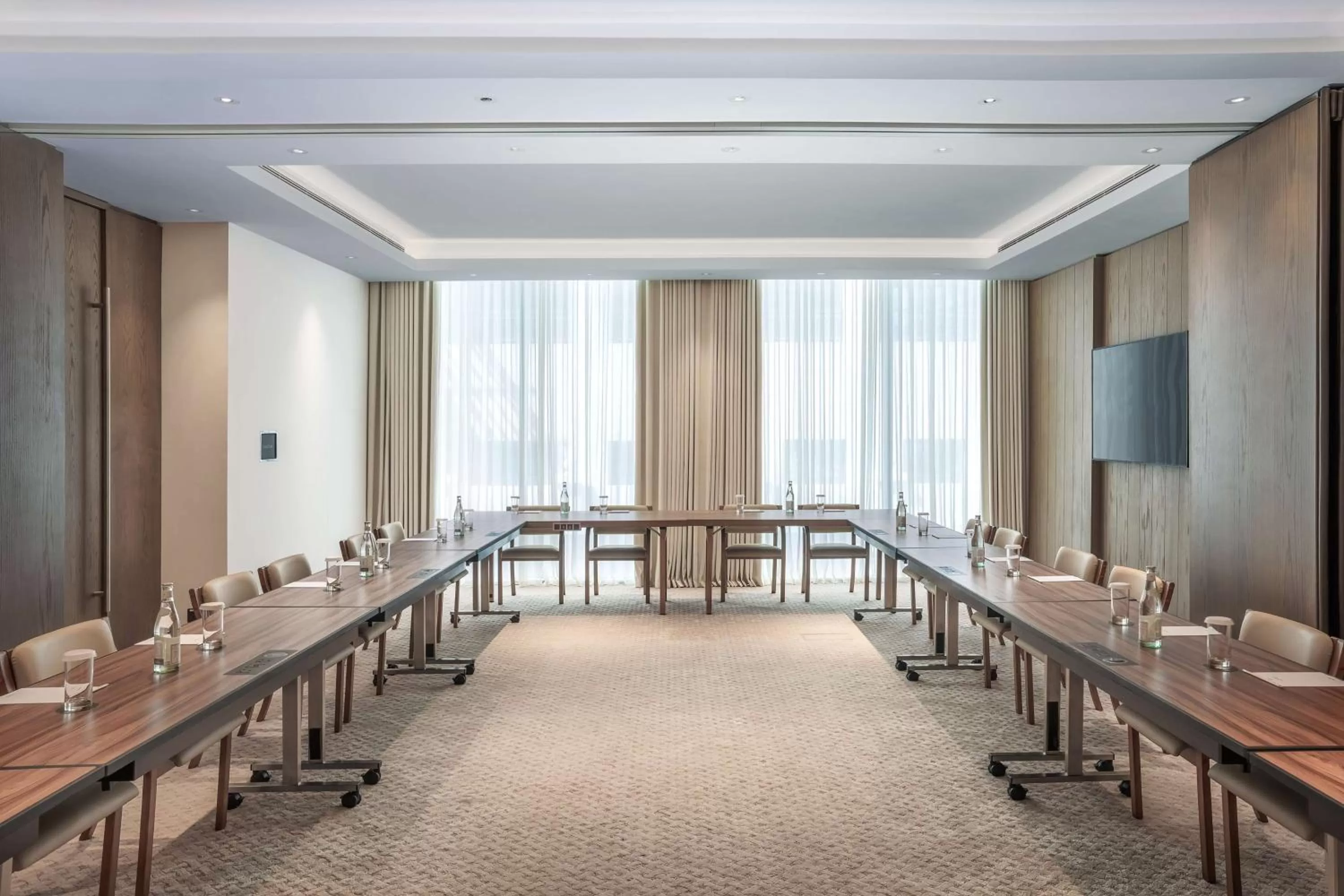 Meeting/conference room in Radisson Beach Resort Palm Jumeirah