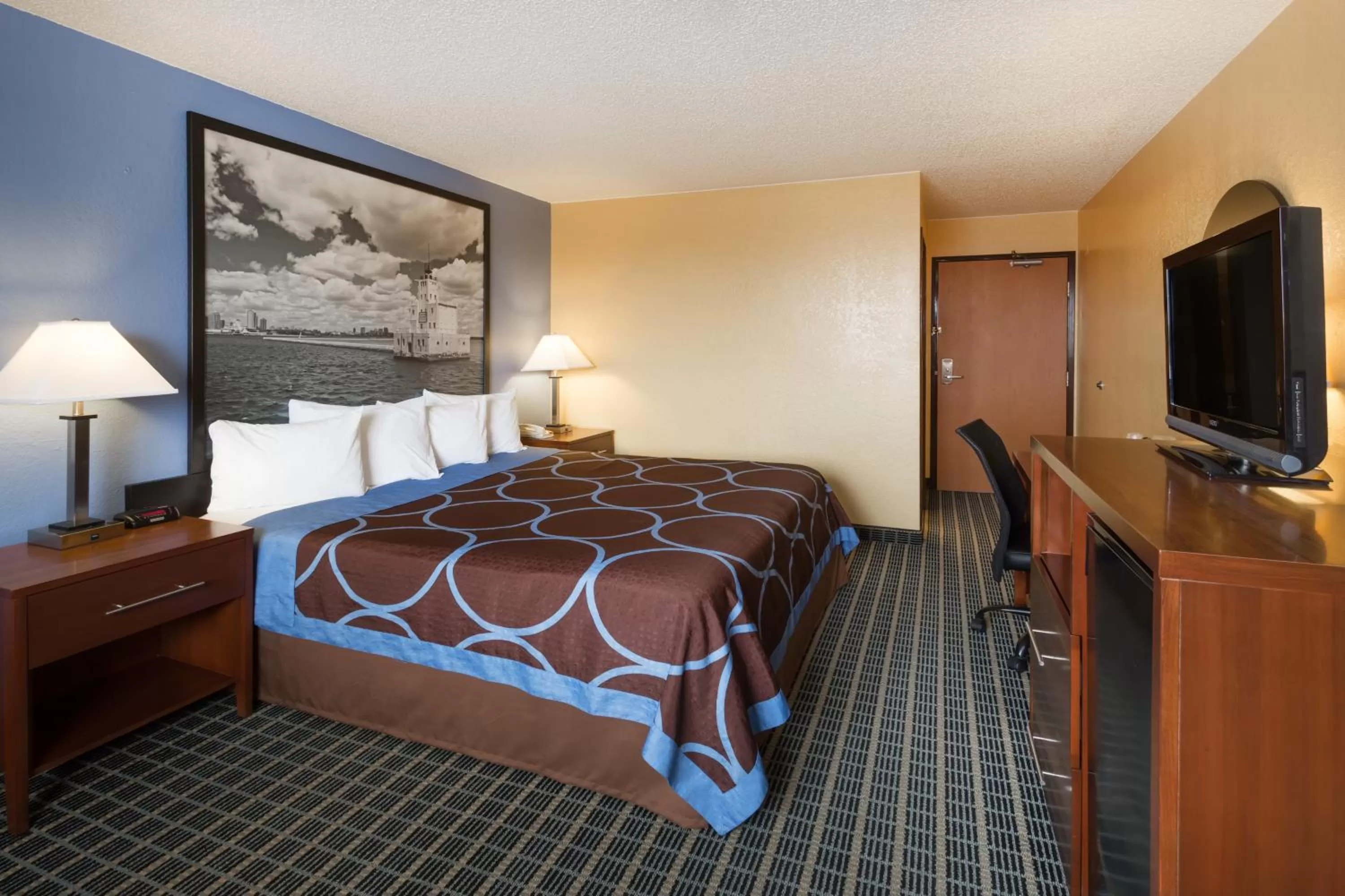 Bed in Super 8 by Wyndham Janesville