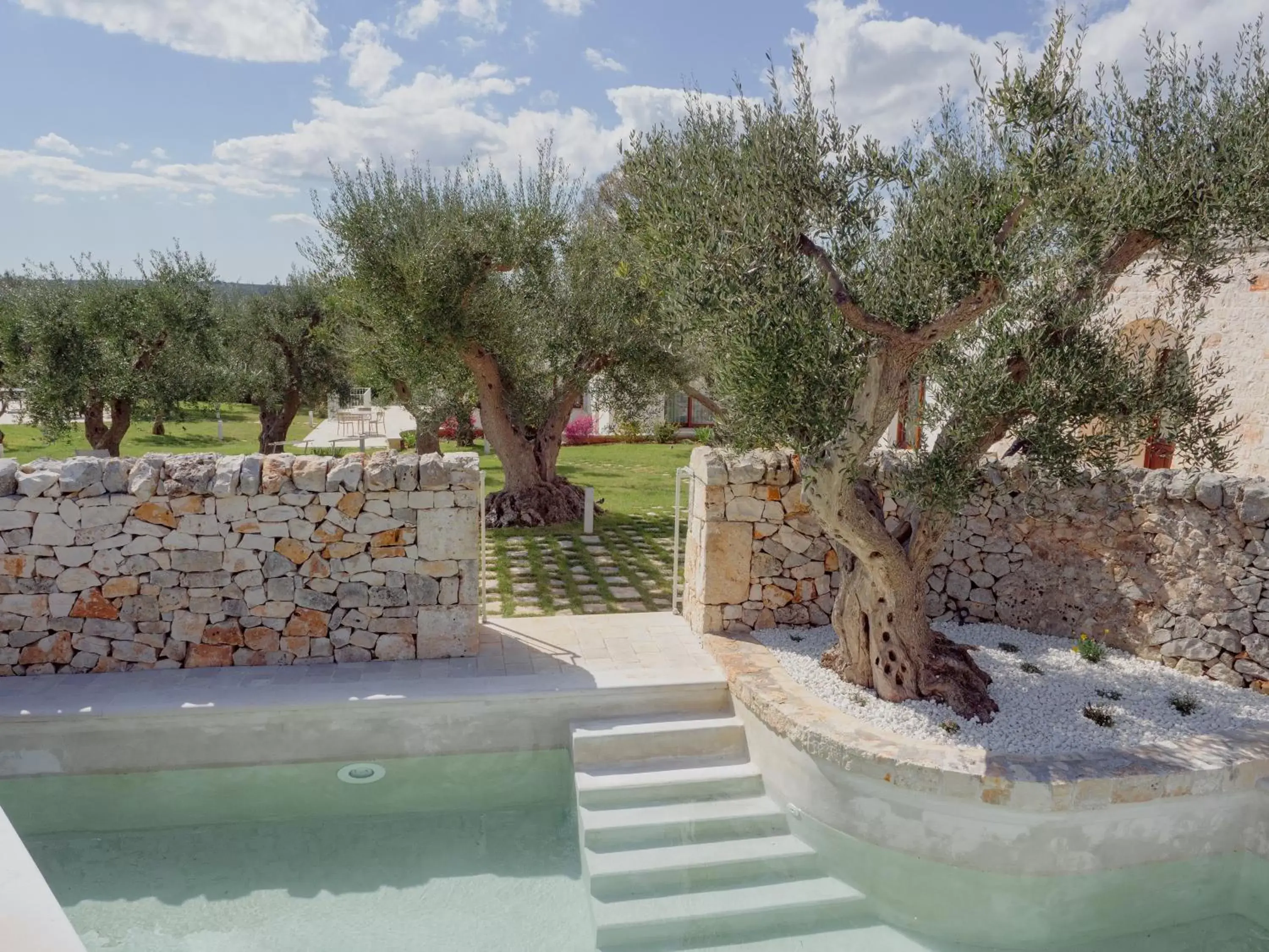 Swimming pool in Rifugio di Puglia - Trulli & Dimore