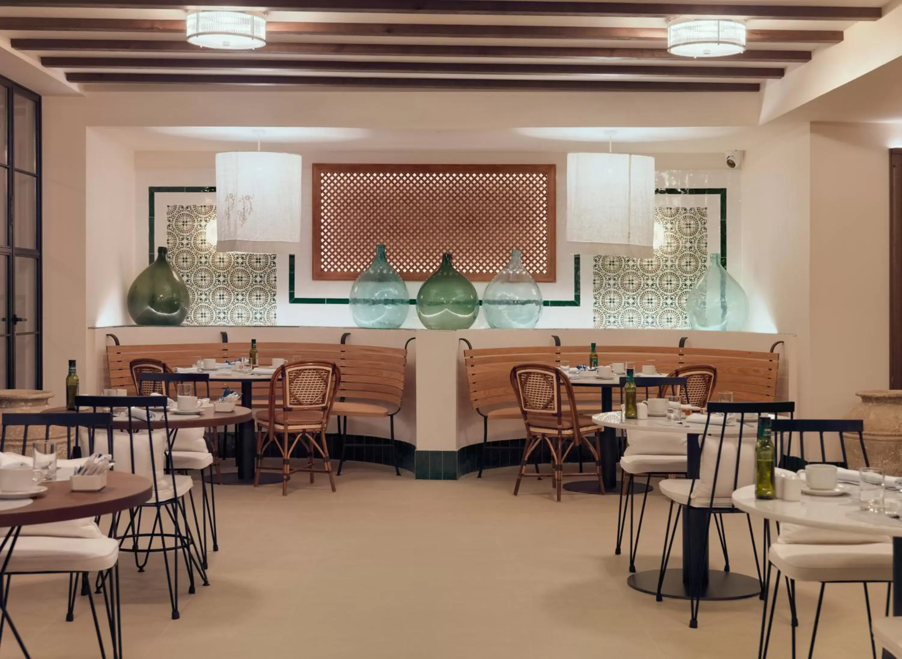 Restaurant/places to eat in H10 Casa de la Plata Restaurant/places to eat in H10 Casa de la Plata