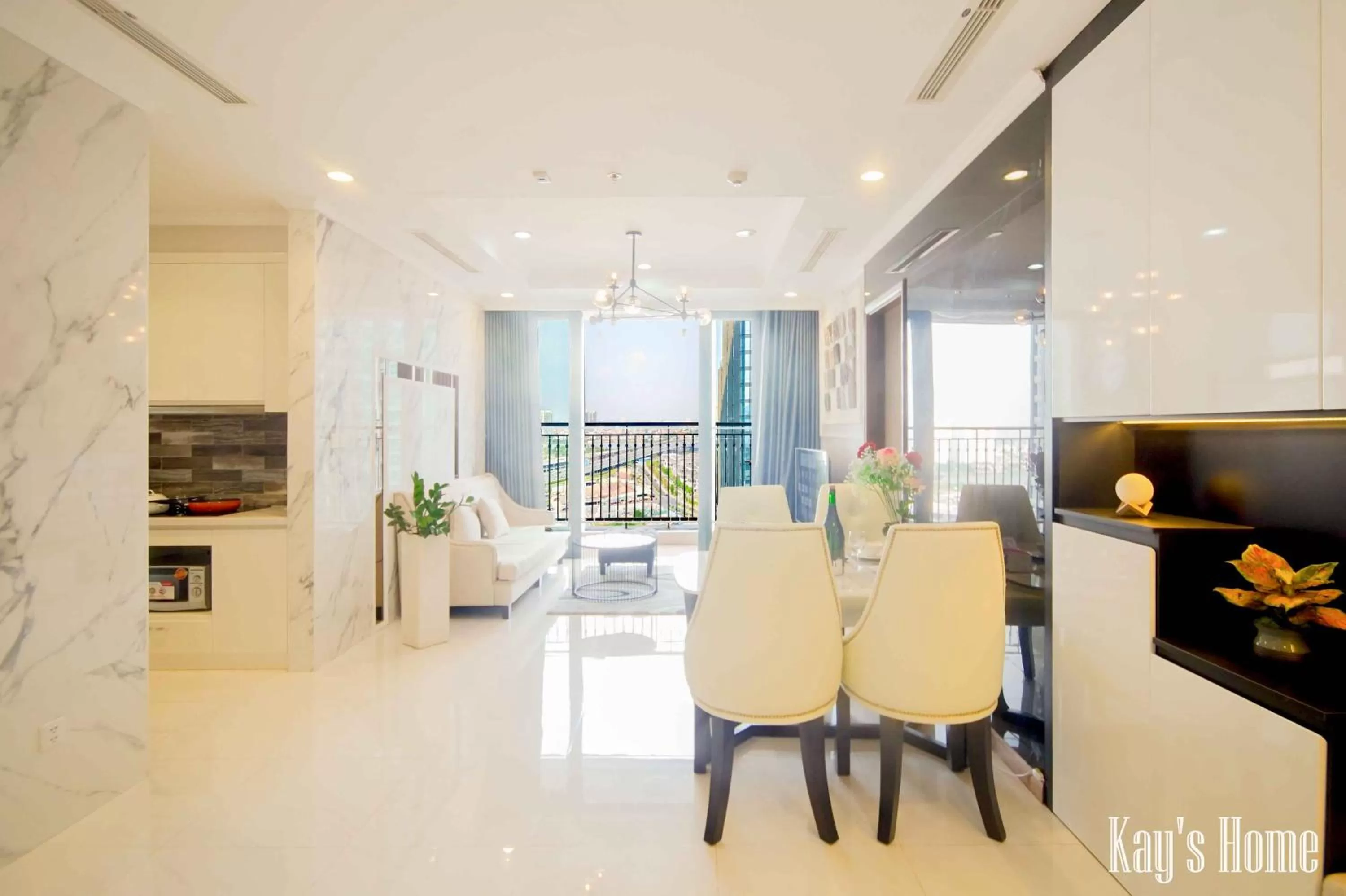 Living room, Dining Area in Vinhomes Central Park-Nice Homes