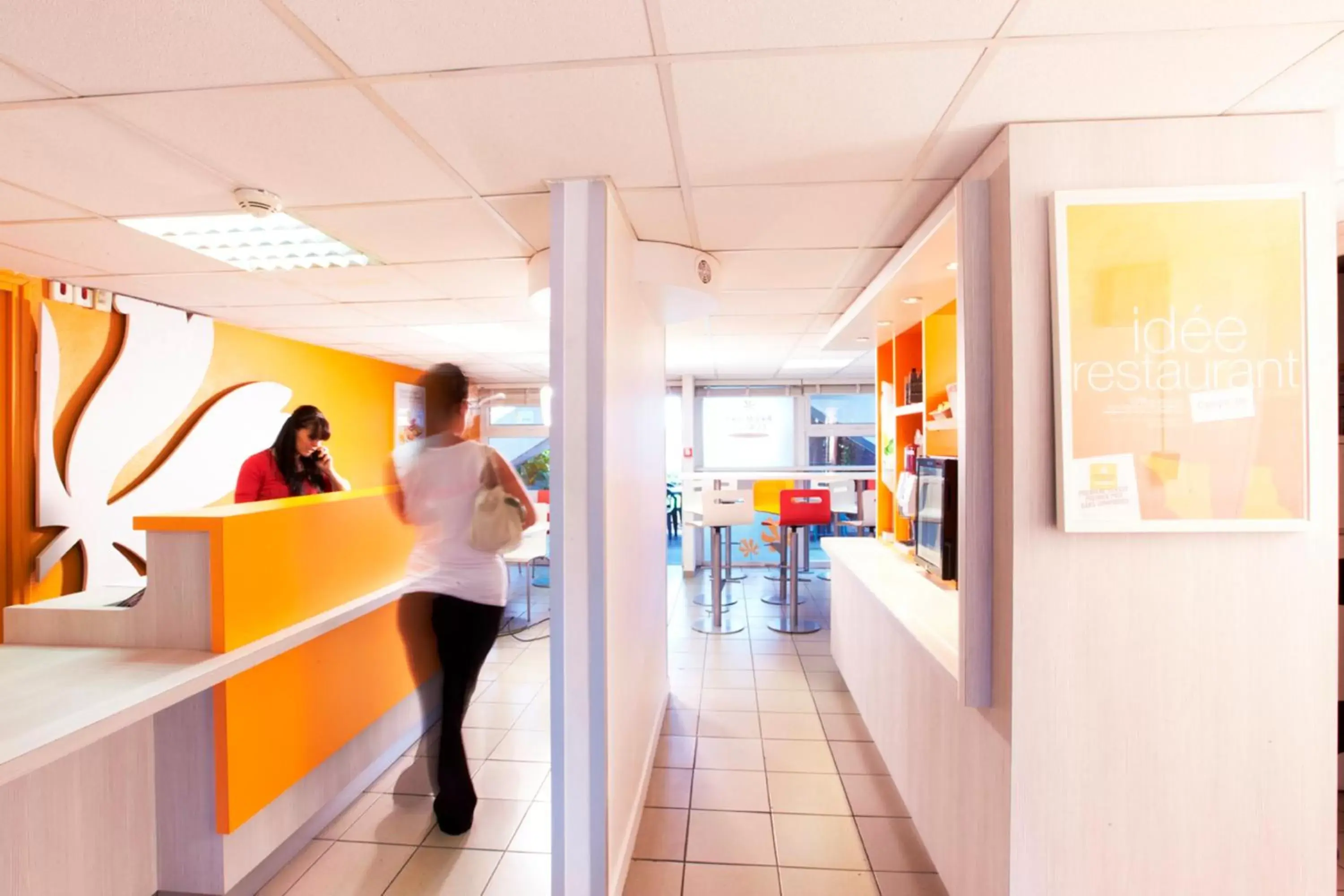 Lobby or reception in Premiere Classe Toulouse Sesquières