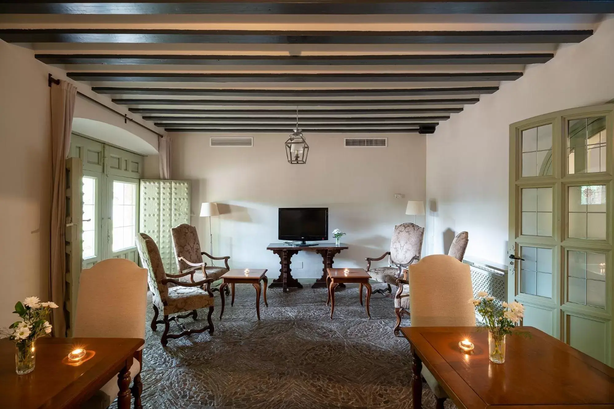 Living room in Parador de Almagro