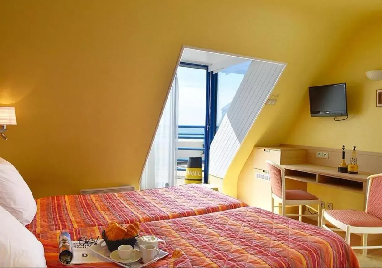 Photo of the whole room, Bed in Breiz Armor Photo of the whole room, Bed in Breiz Armor