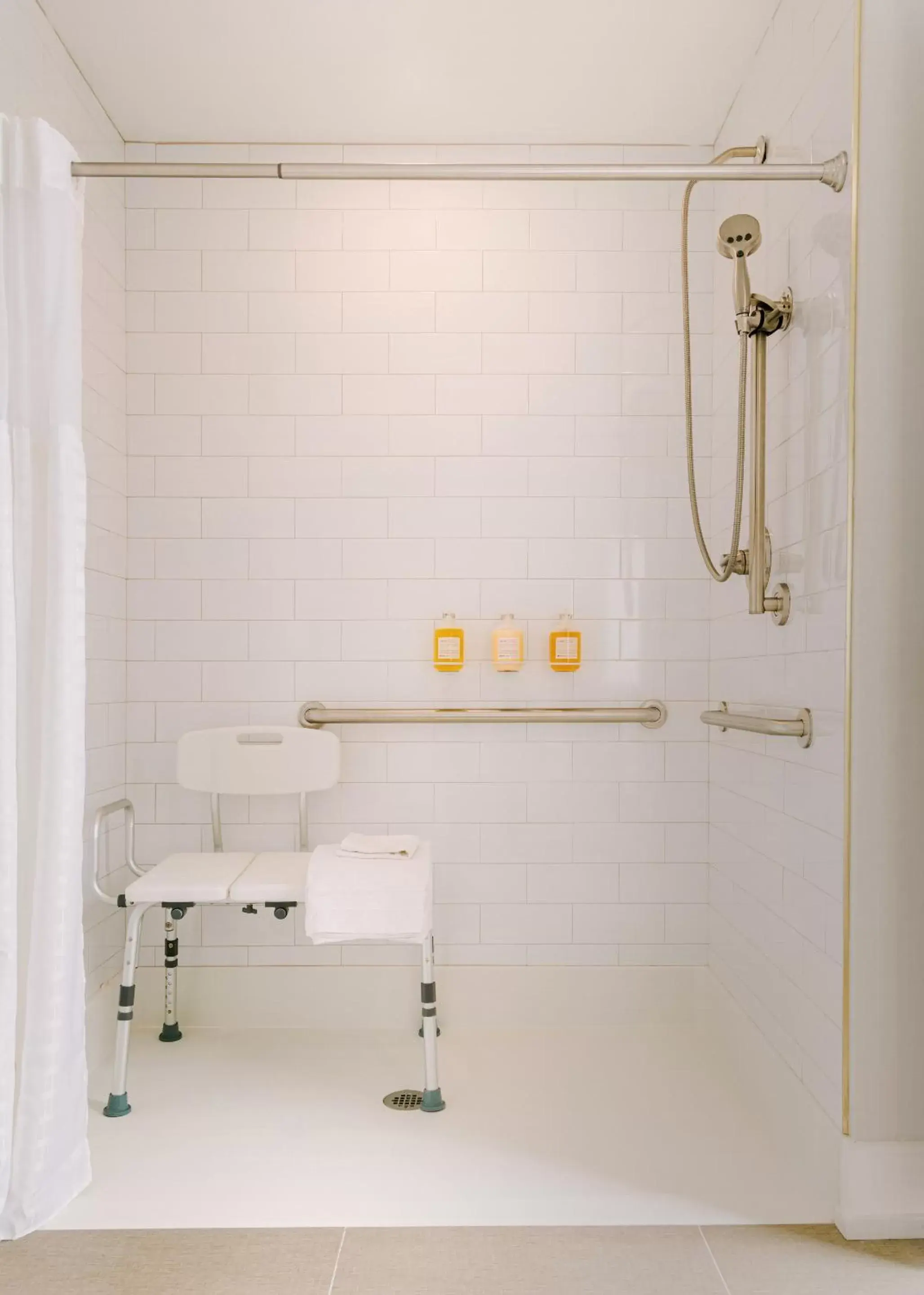 Bathroom in Sonder Ovation