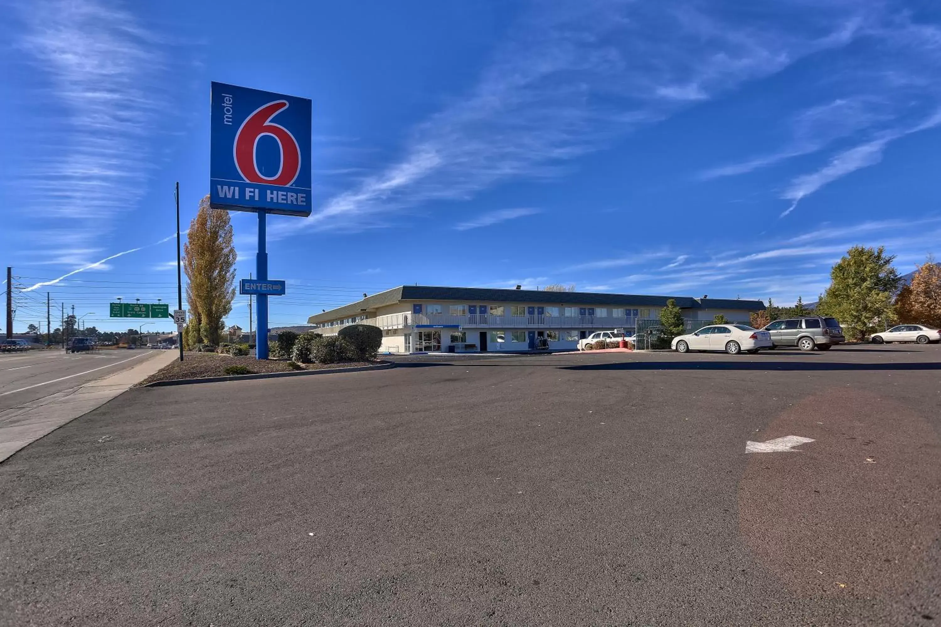 Property Building in Motel 6-Flagstaff, AZ - Butler