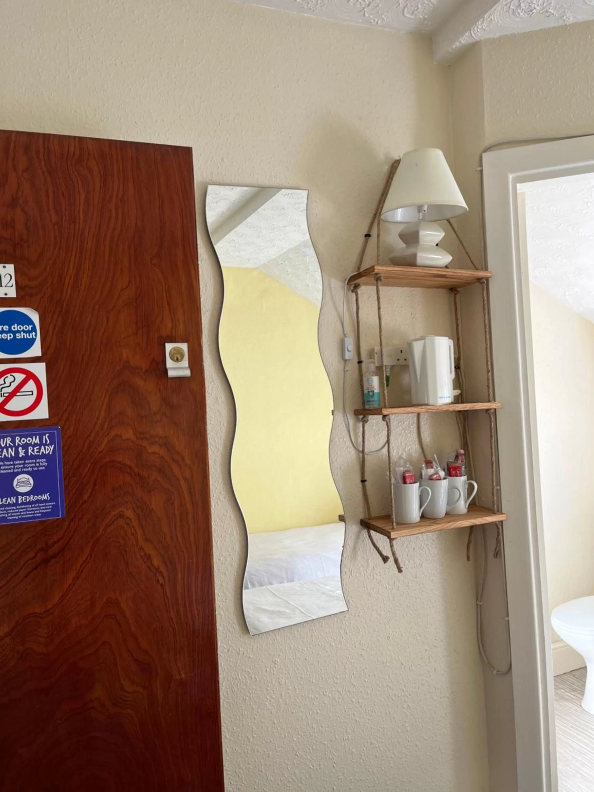 Bedroom, Bed in Alondra Hotel