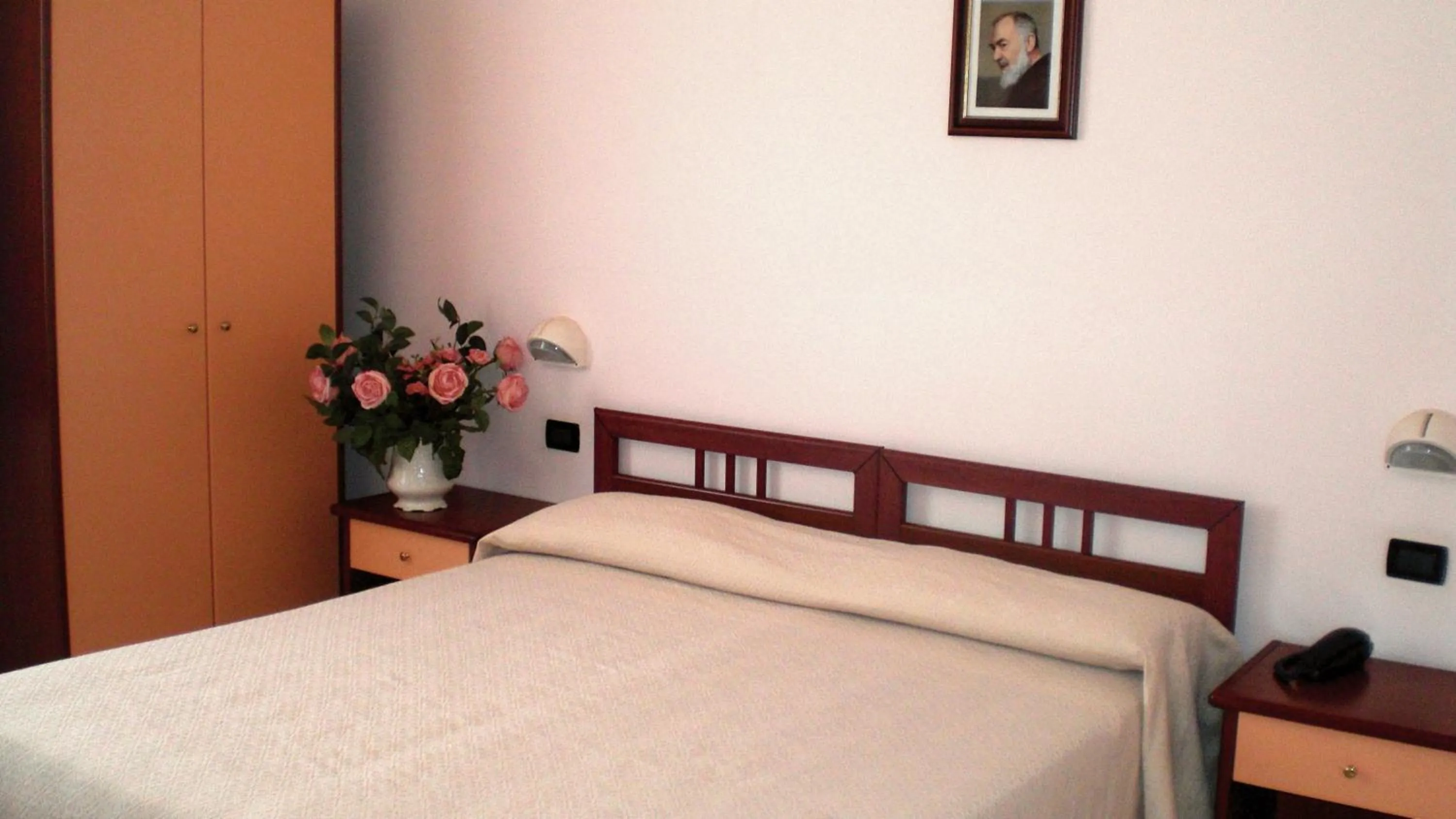 Photo of the whole room in Hotel Euro