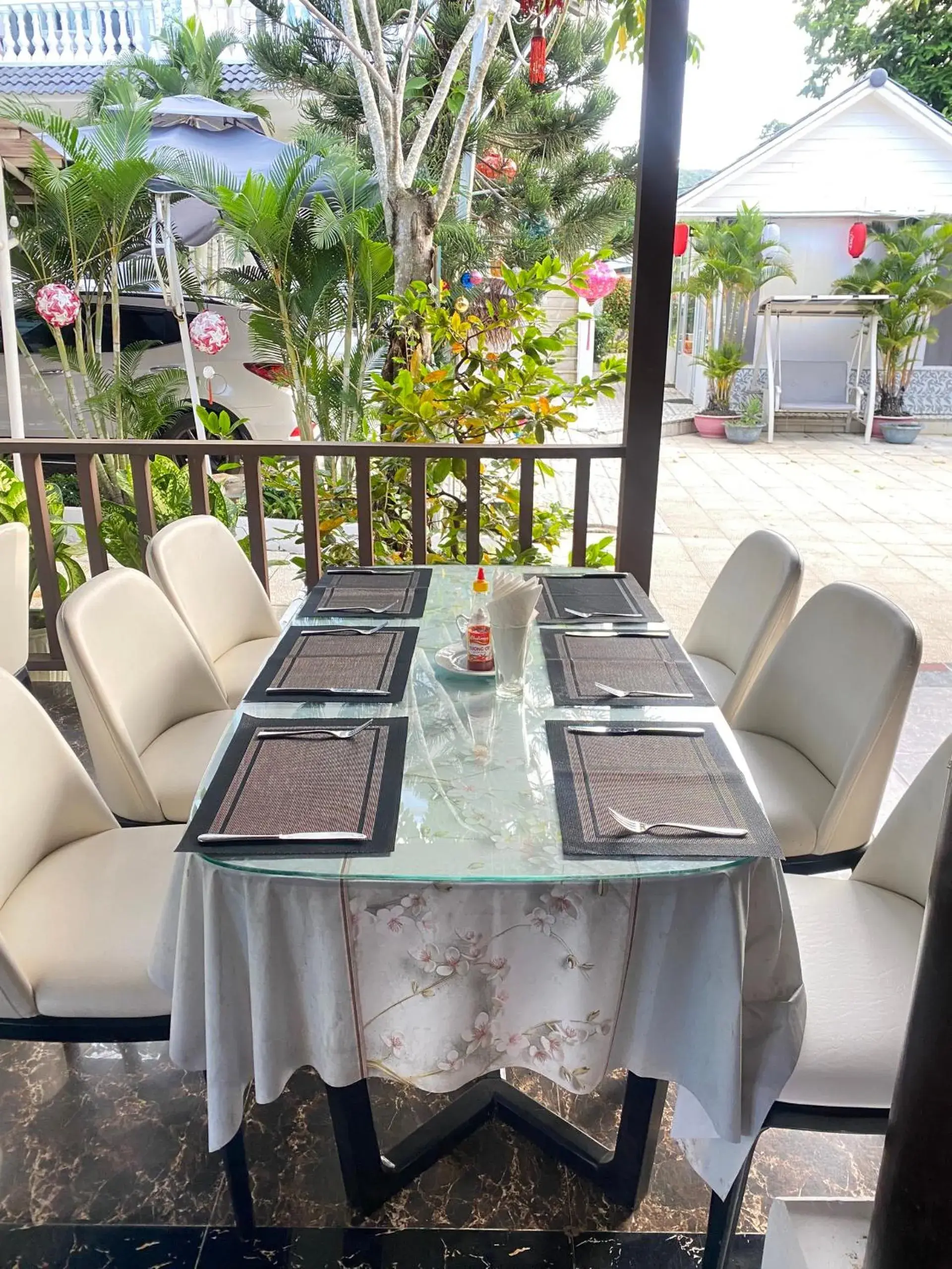Restaurant/places to eat in Godiva Villa Phu Quoc