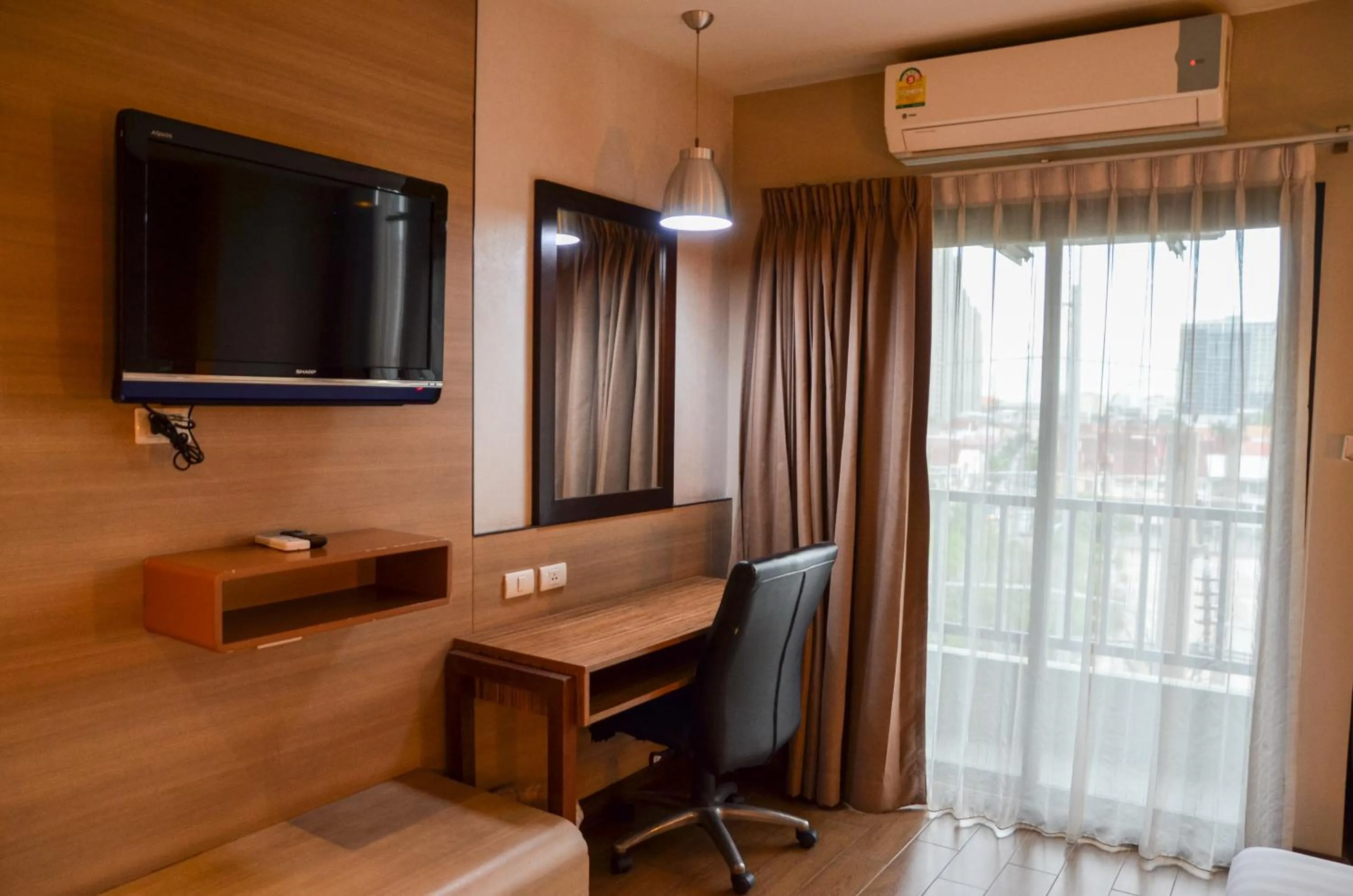 TV and multimedia in Marsi Hotel Bangkok