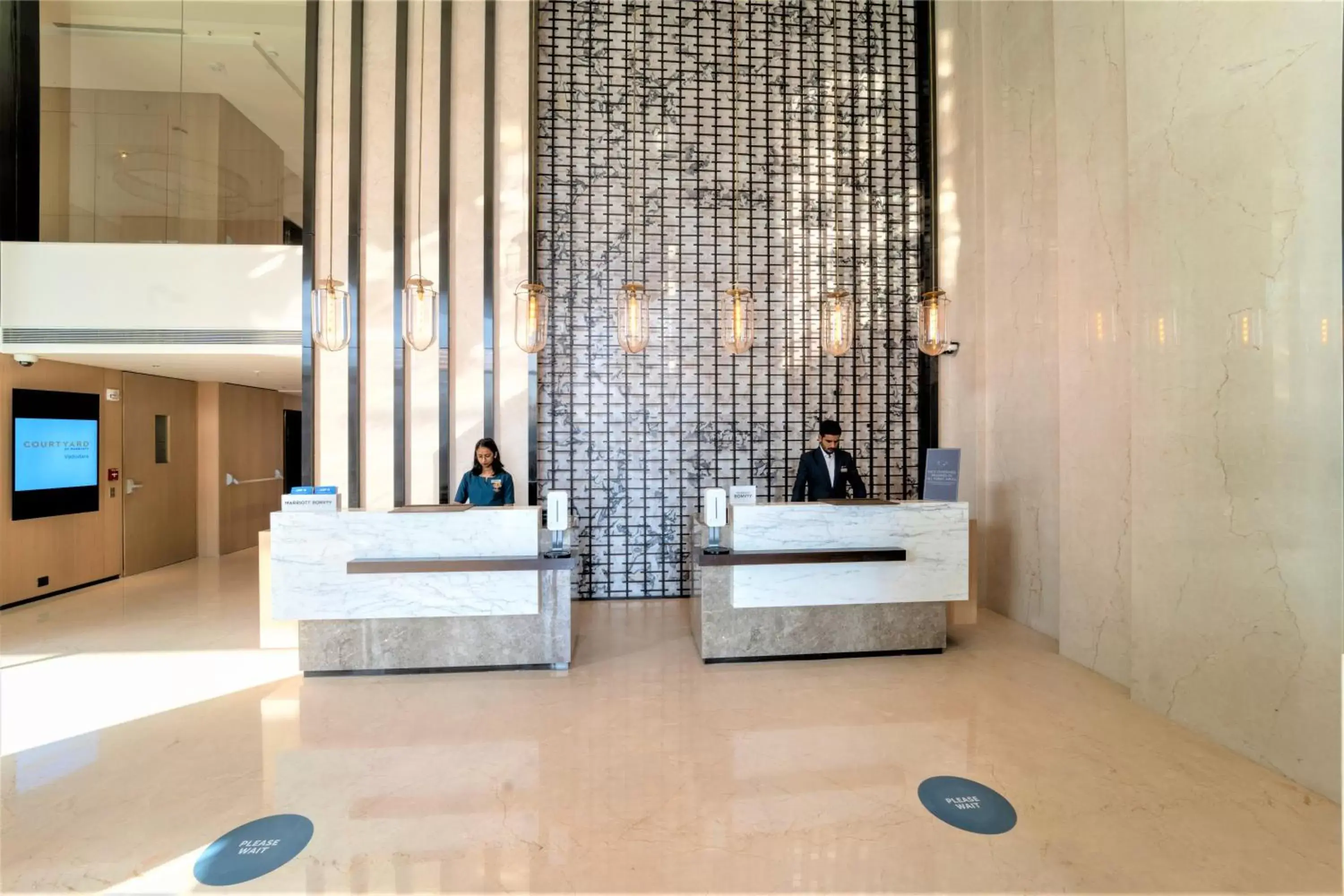 Lobby or reception in Courtyard by Marriott Vadodara