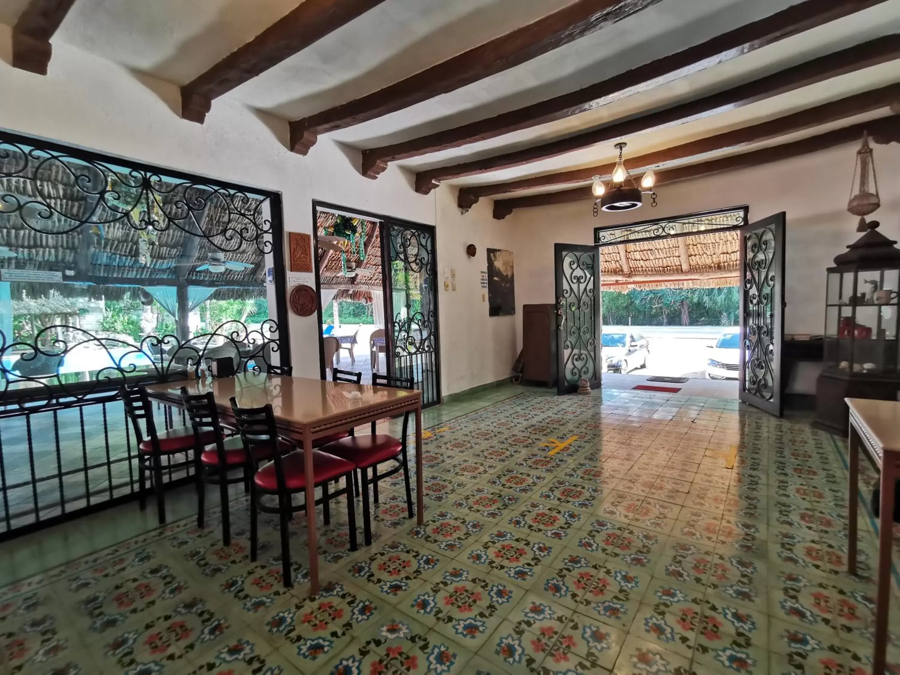 Lobby or reception in Hotel Doralba Inn Chichen