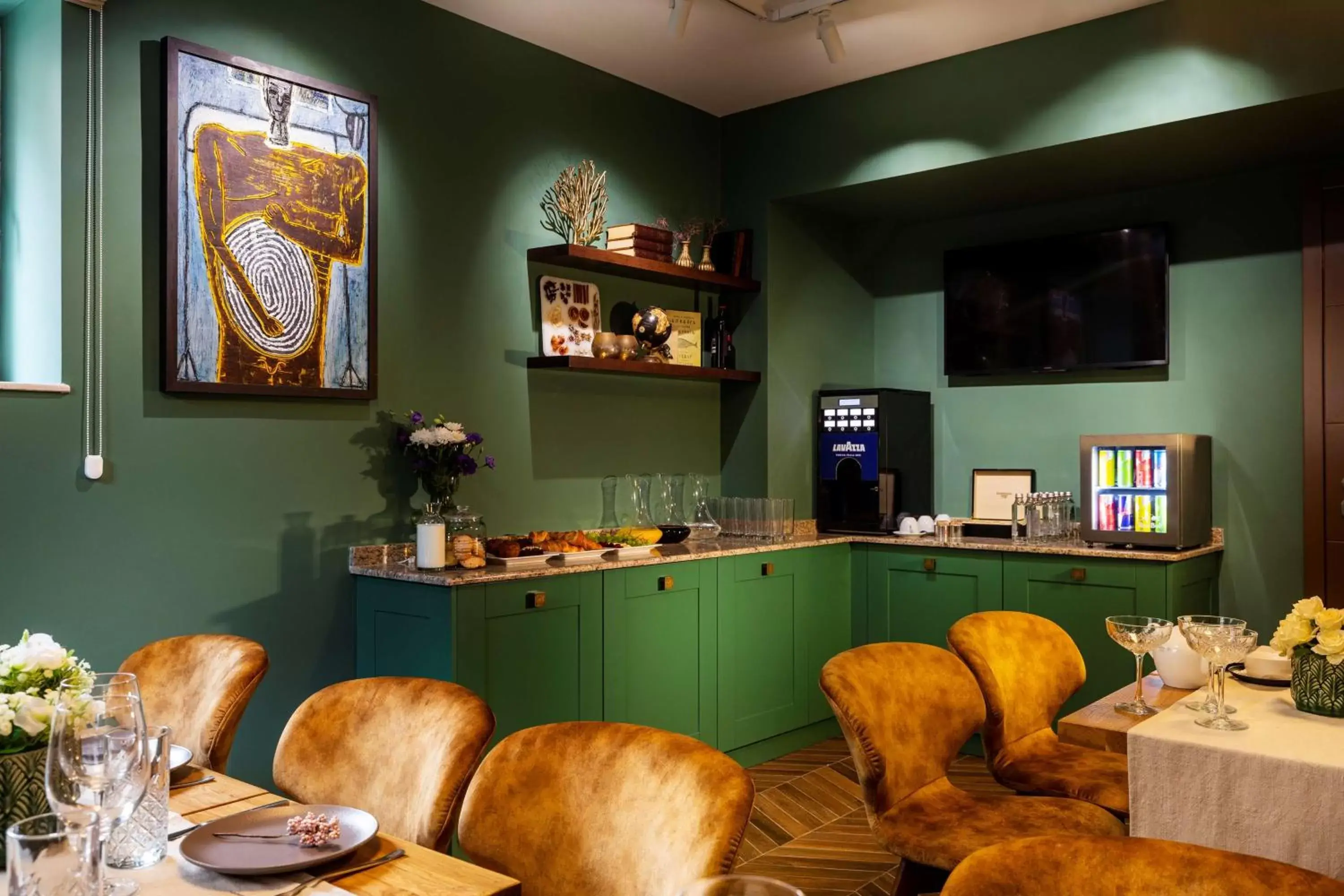 Restaurant/places to eat in Gallery 37 Powered by ASTON Restaurant/places to eat in Gallery 37 Powered by ASTON