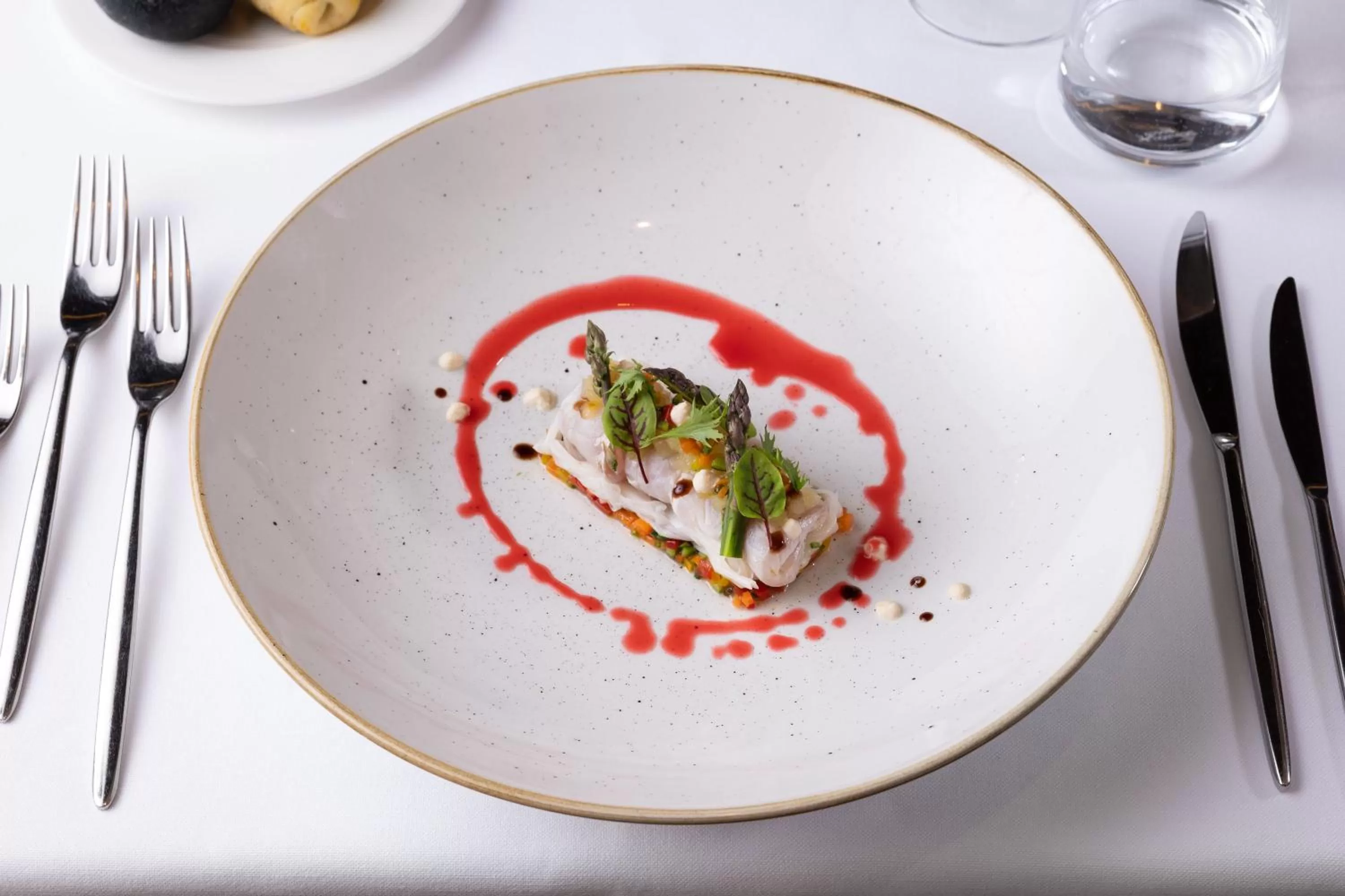 Restaurant/places to eat in Savoy Beach Hotel & Thermal Spa