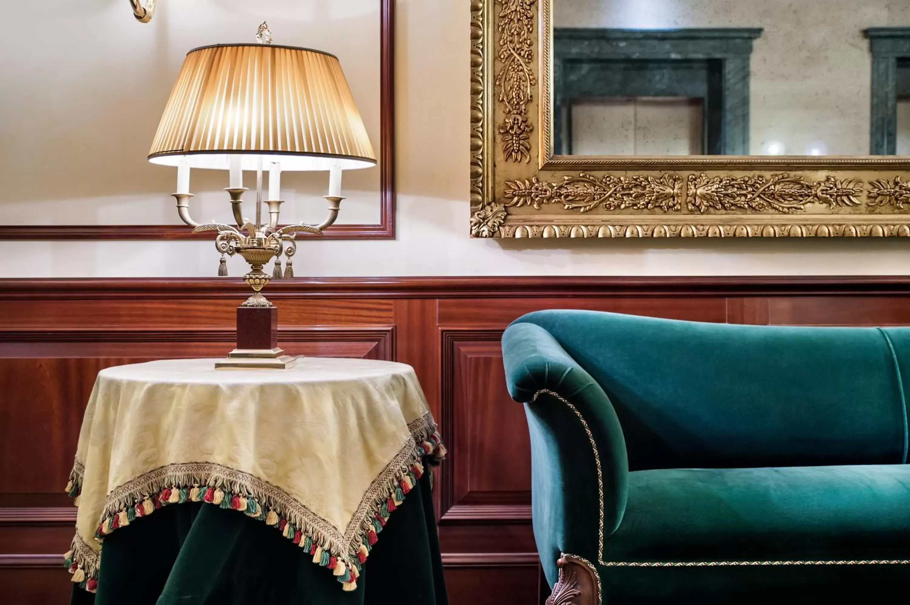 Decorative detail, Seating Area in Royal Hotel Carlton