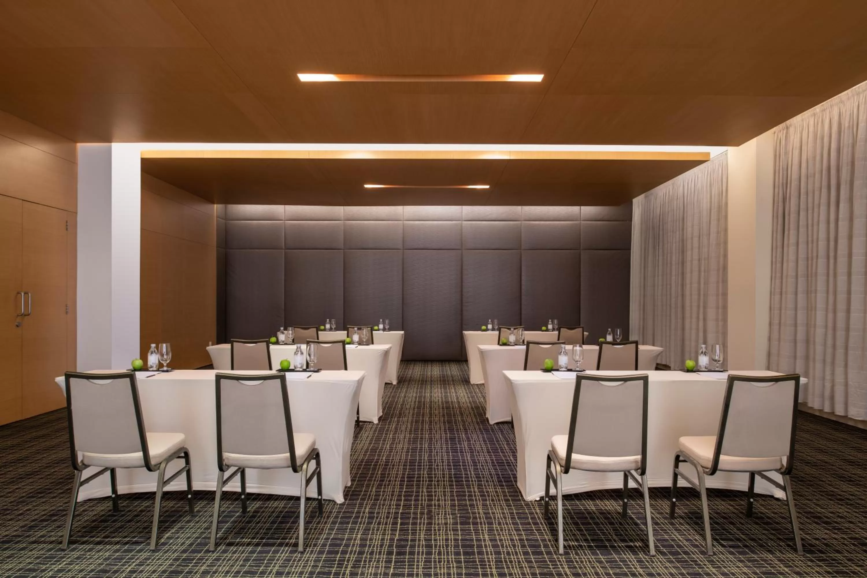 Meeting/conference room in Bristoria Hotel Erbil