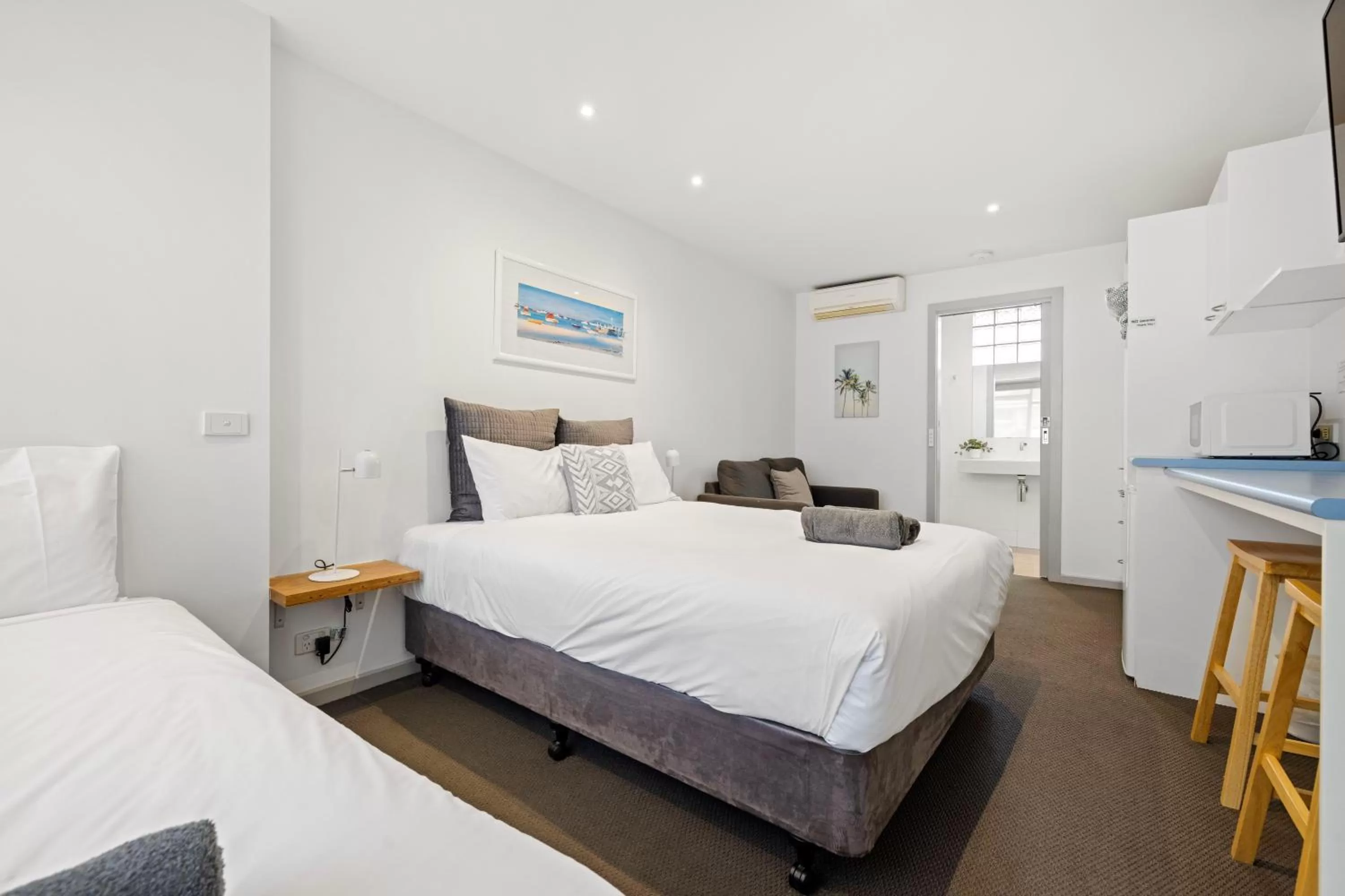 Bed in Moody's Motel