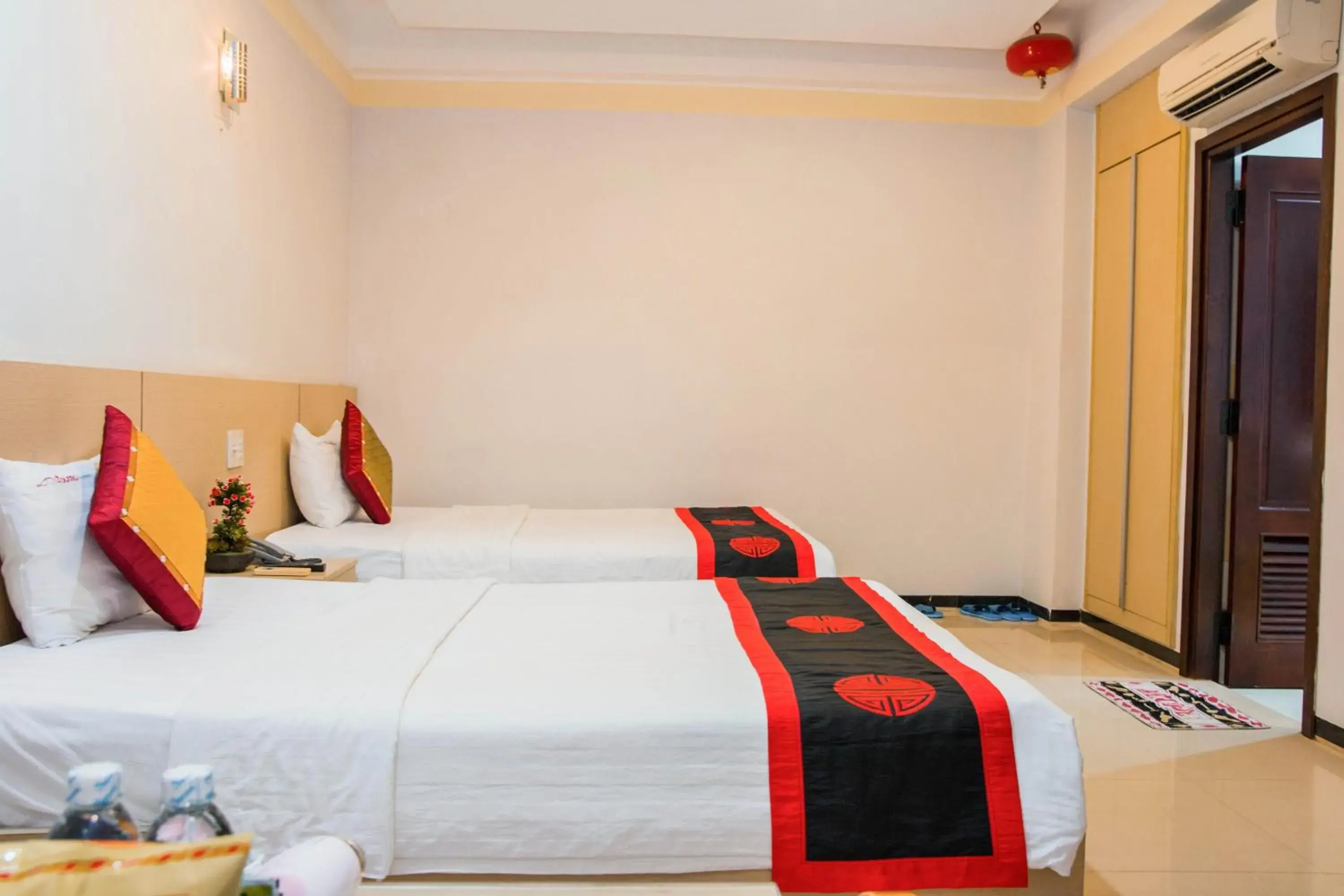 Bed in Le Duong Hotel