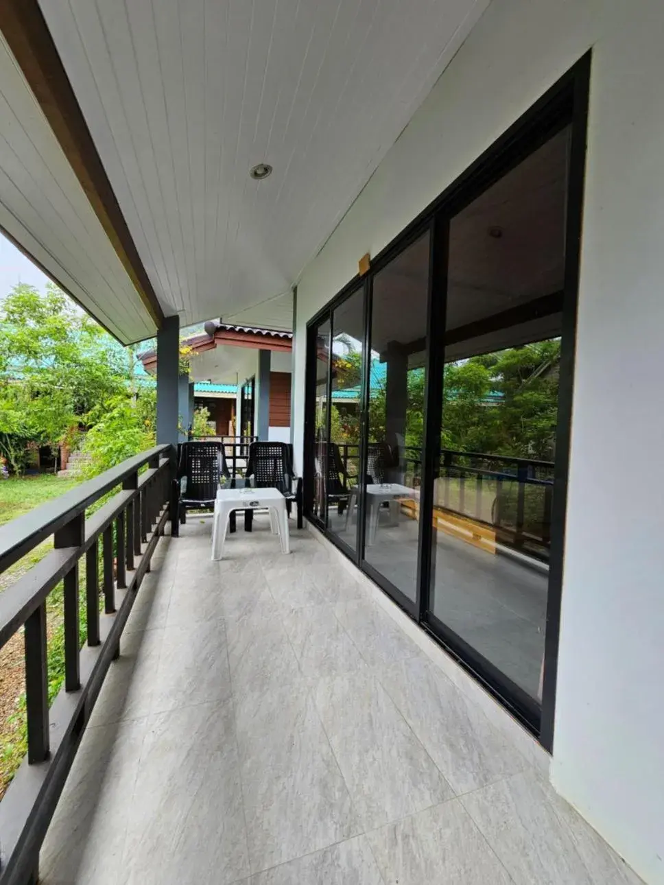 Balcony/Terrace in Kantiang Bay View Resort