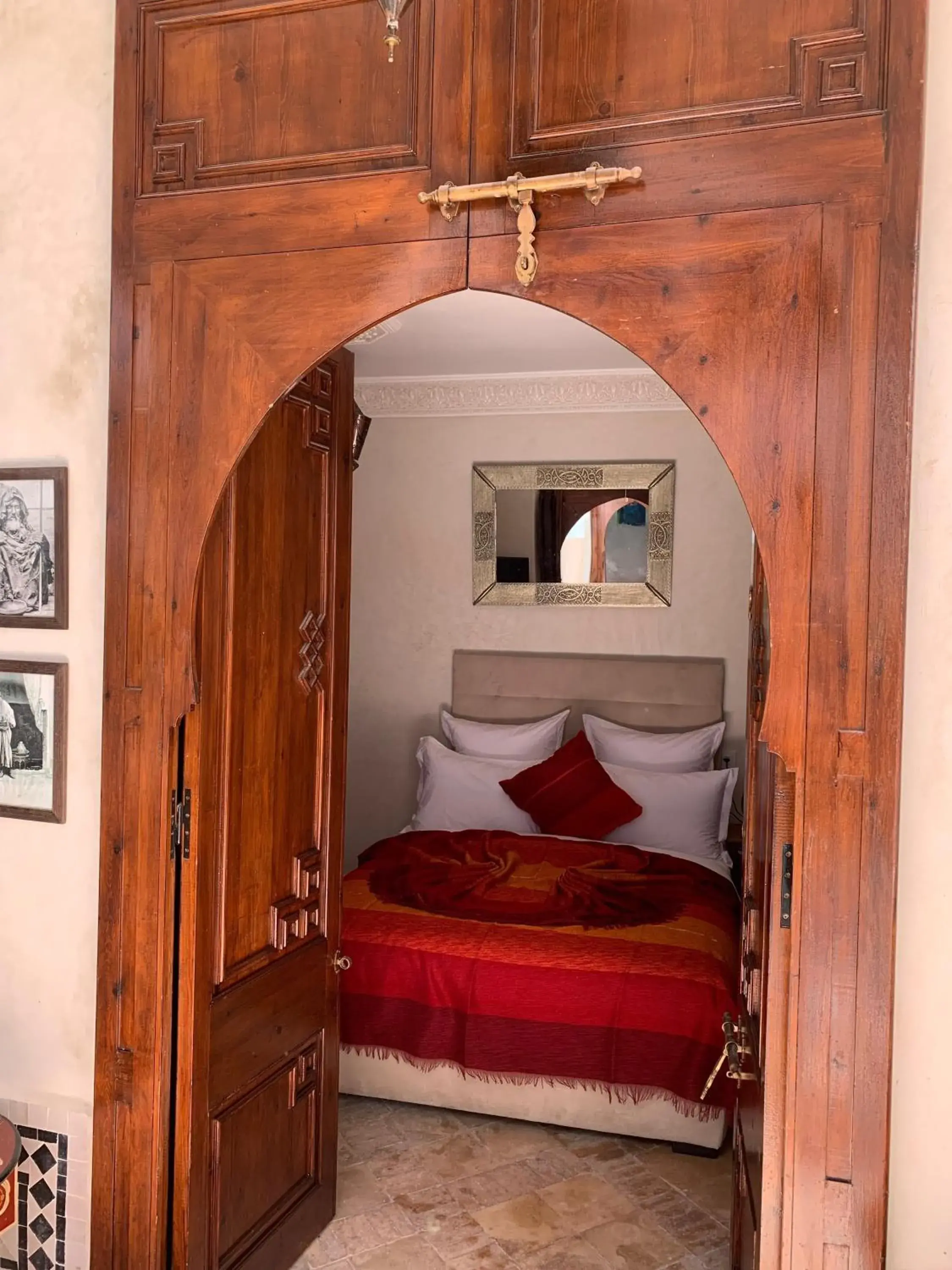 Bed in Riad Abaka hotel & boutique