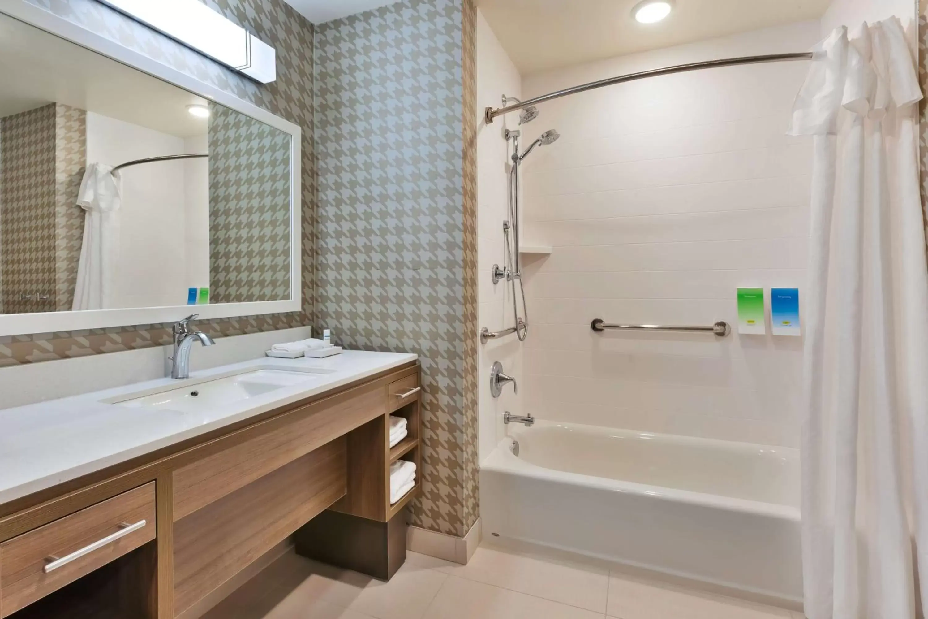 Bathroom in Home2 Suites By Hilton Grand Blanc Flint, Mi