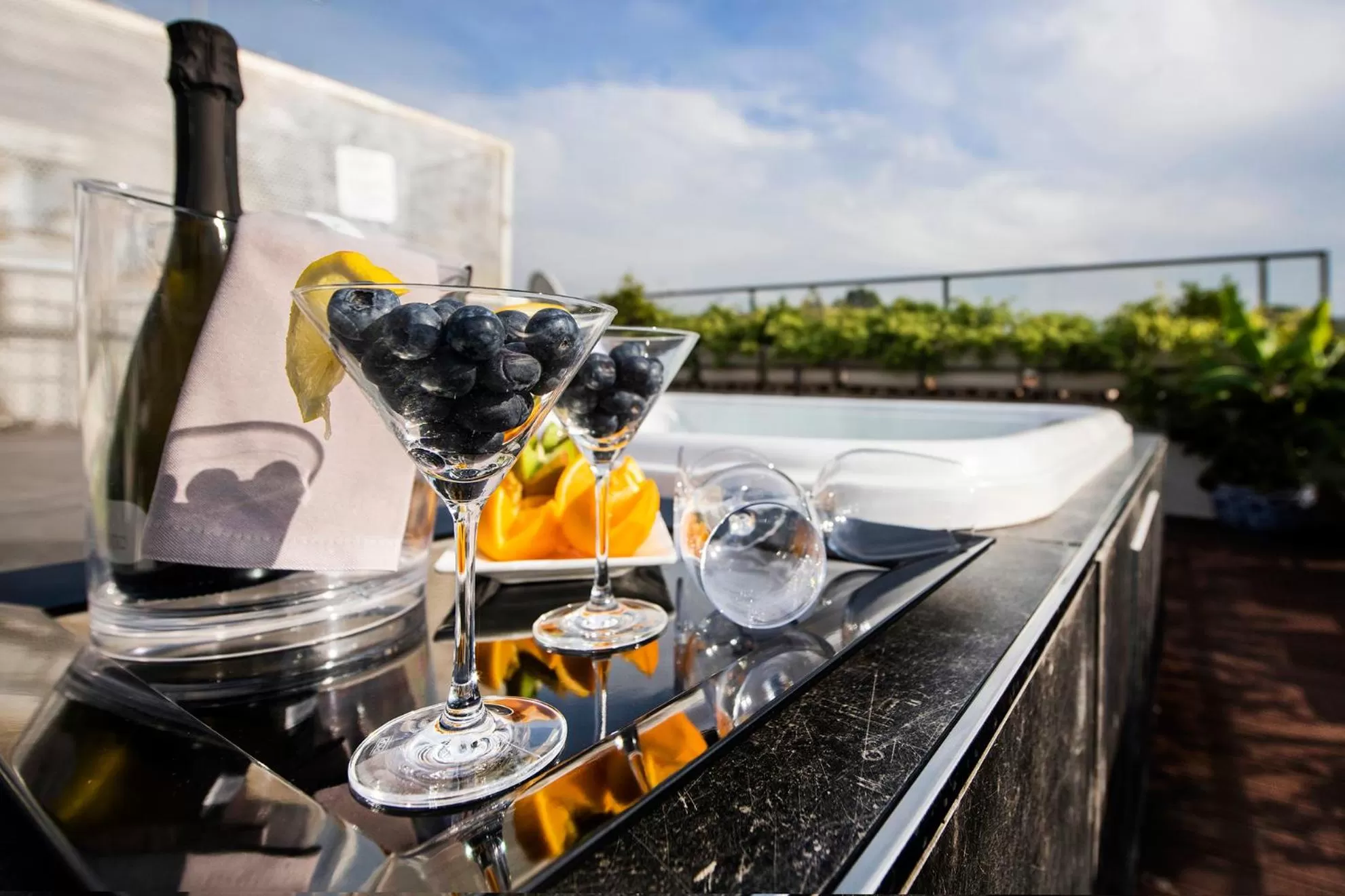 Hot Tub in Hotel 87 eighty-seven - Maison d'Art Collection