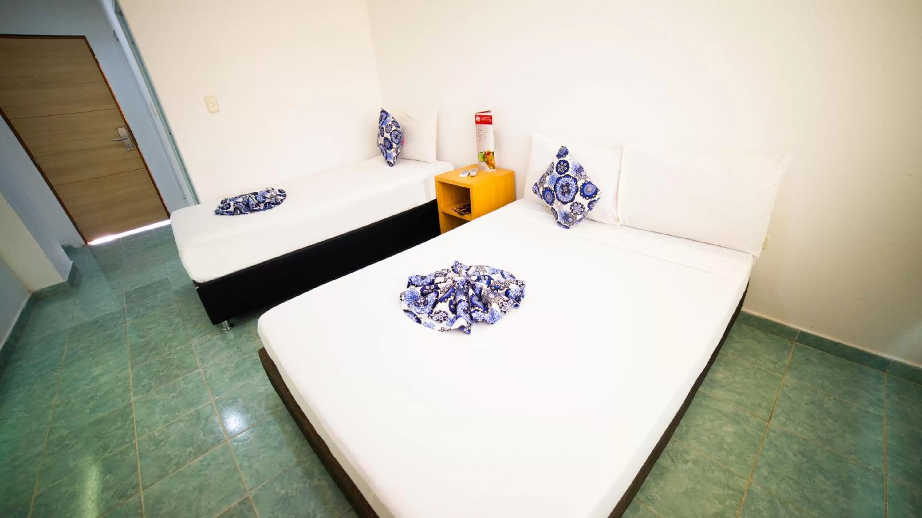 Bed in Hotel Portobahia Santa Marta Rodadero