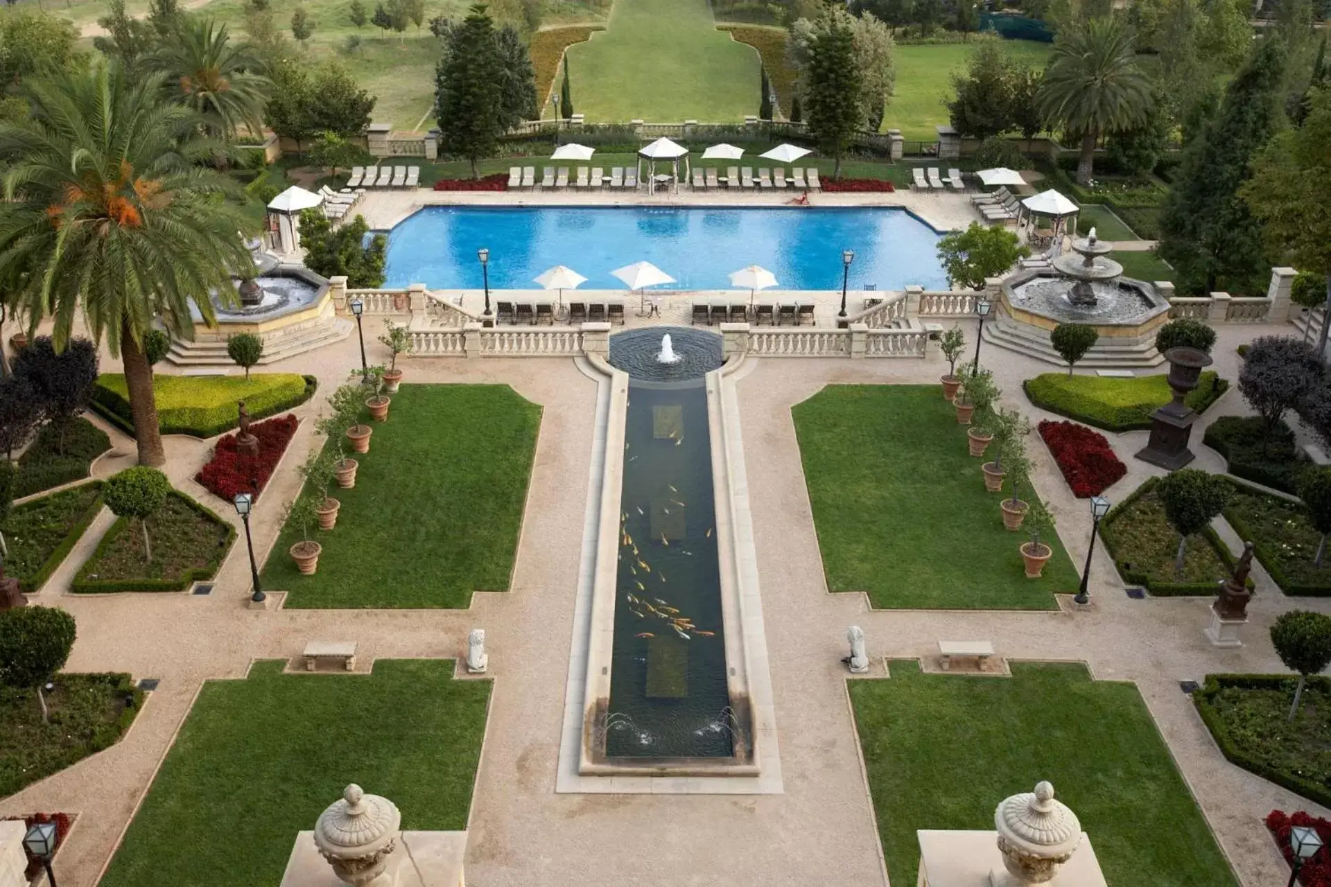 Garden view in Palazzo Hotel