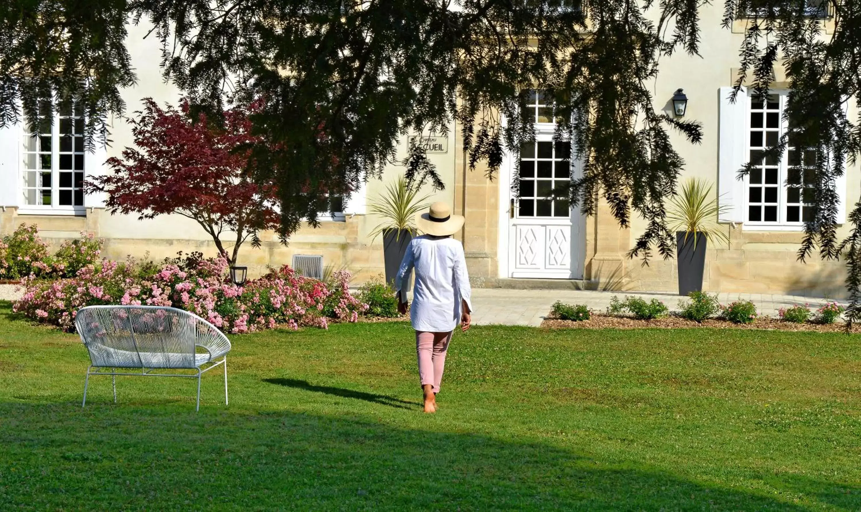 People in Château Saint Gilles