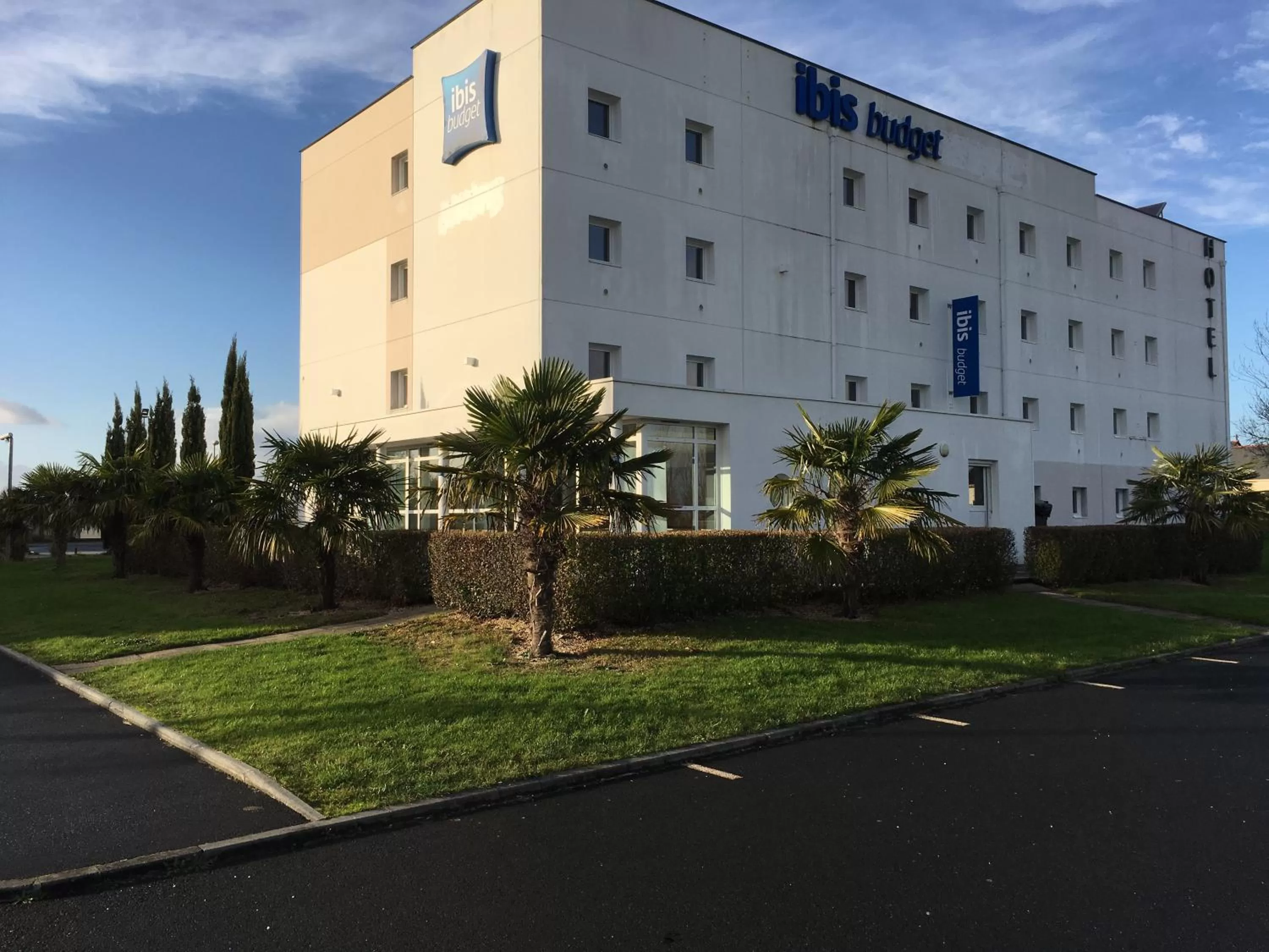 Property building in Ibis Budget Ancenis
