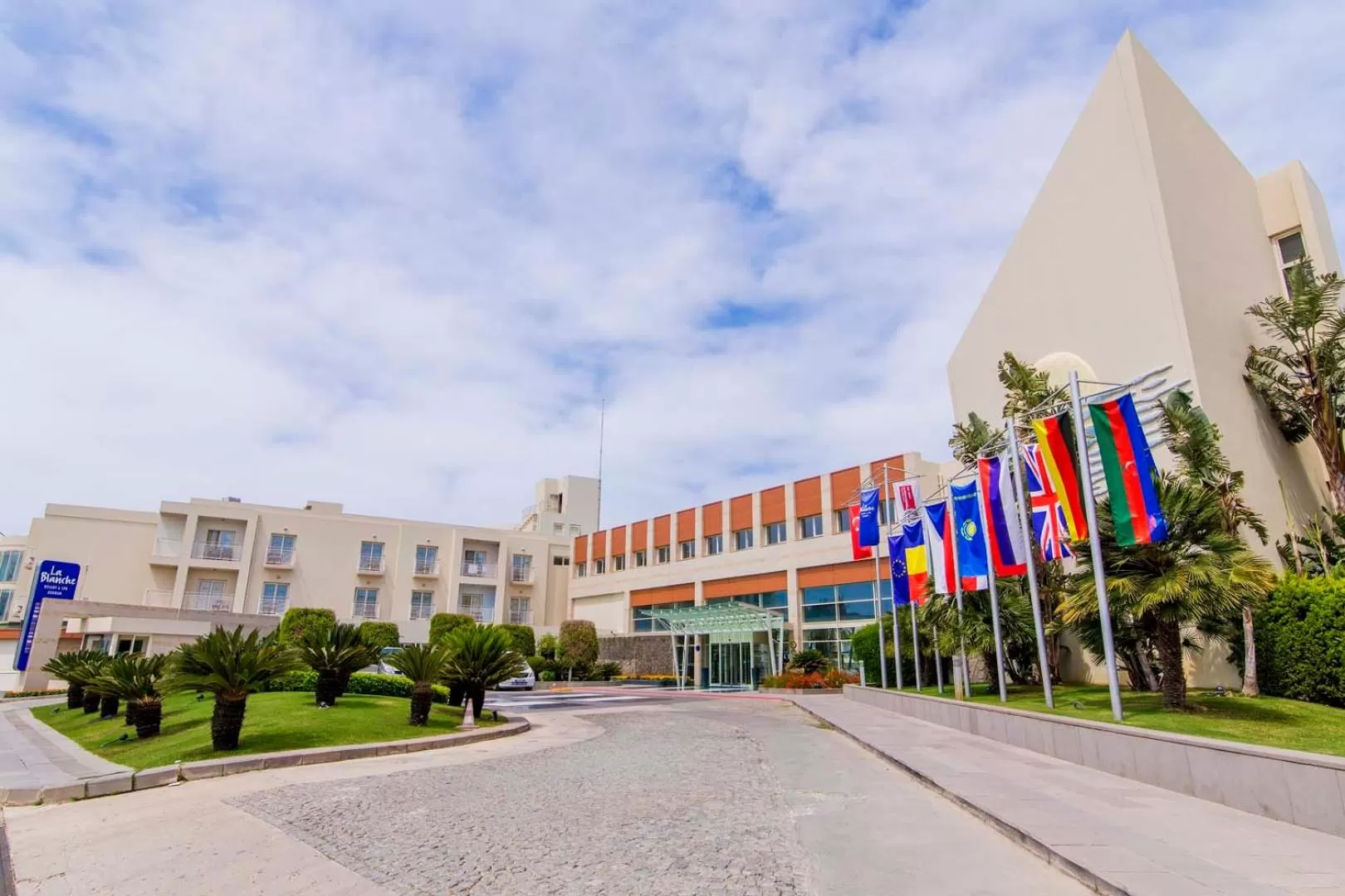 Facade/entrance in La Blanche Resort & Spa
