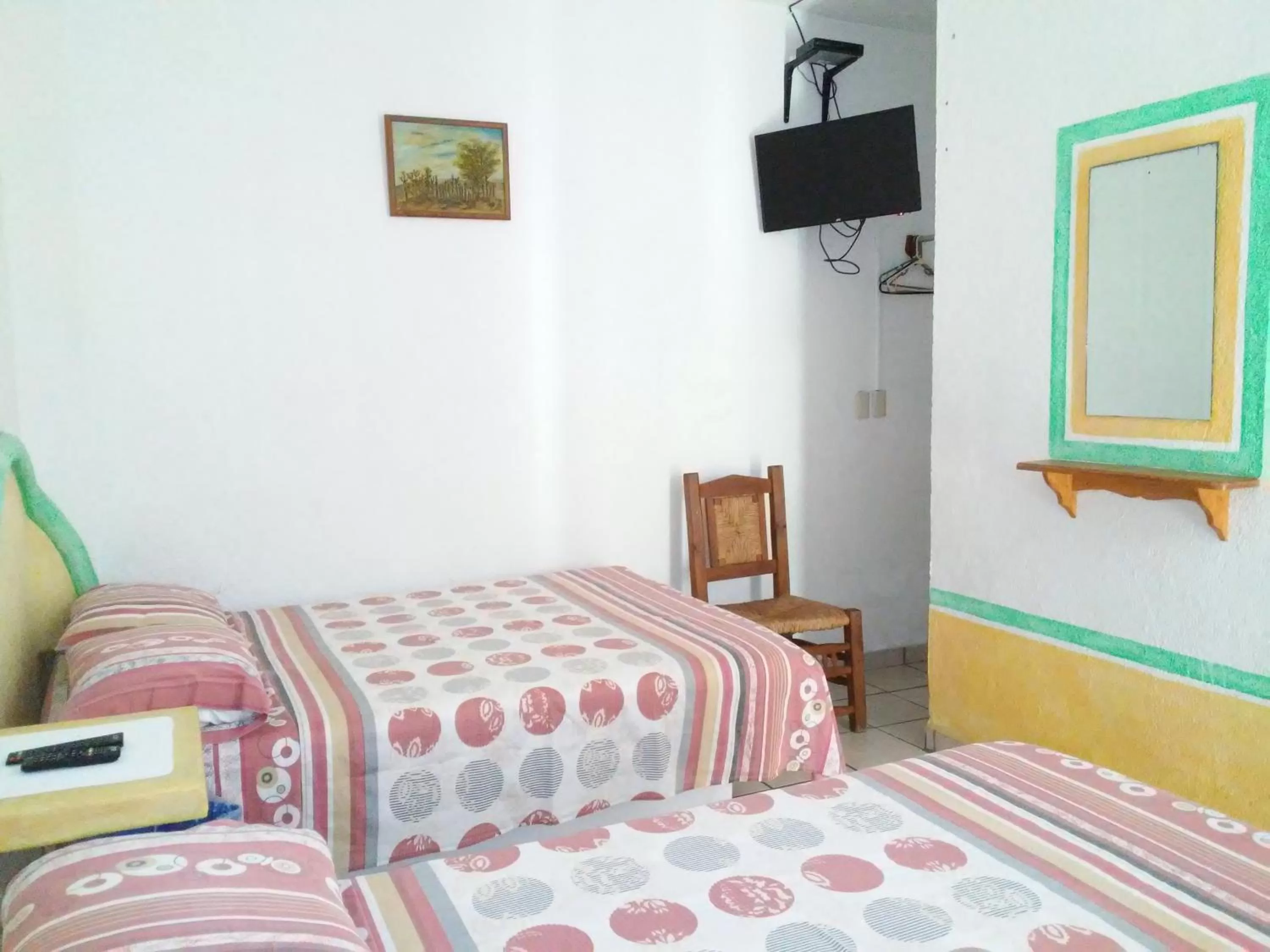 TV and multimedia, Bed in Hotel Sarabi