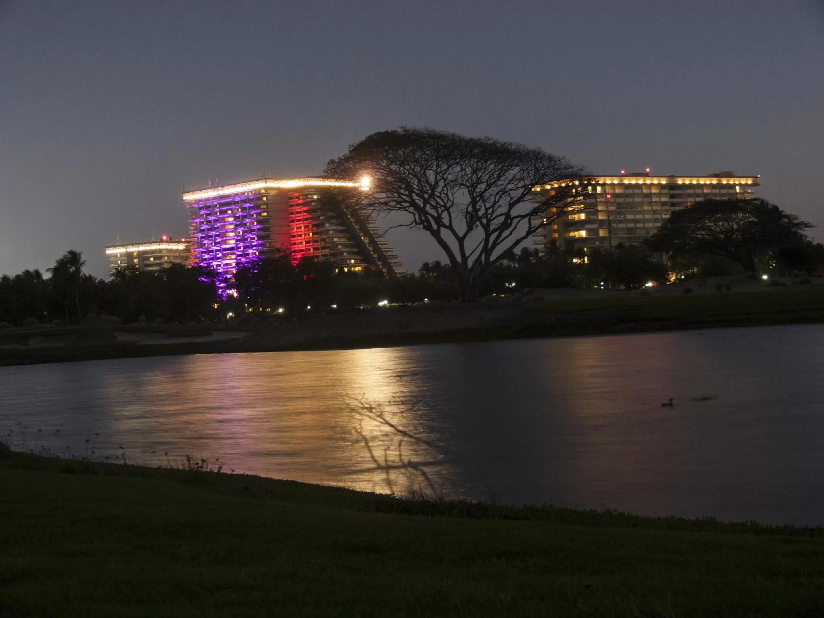Night in Princess Mundo Imperial Riviera Diamante Acapulco