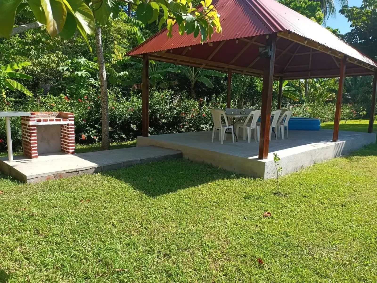 Garden, Swimming Pool in Garden Suites Comalcalco