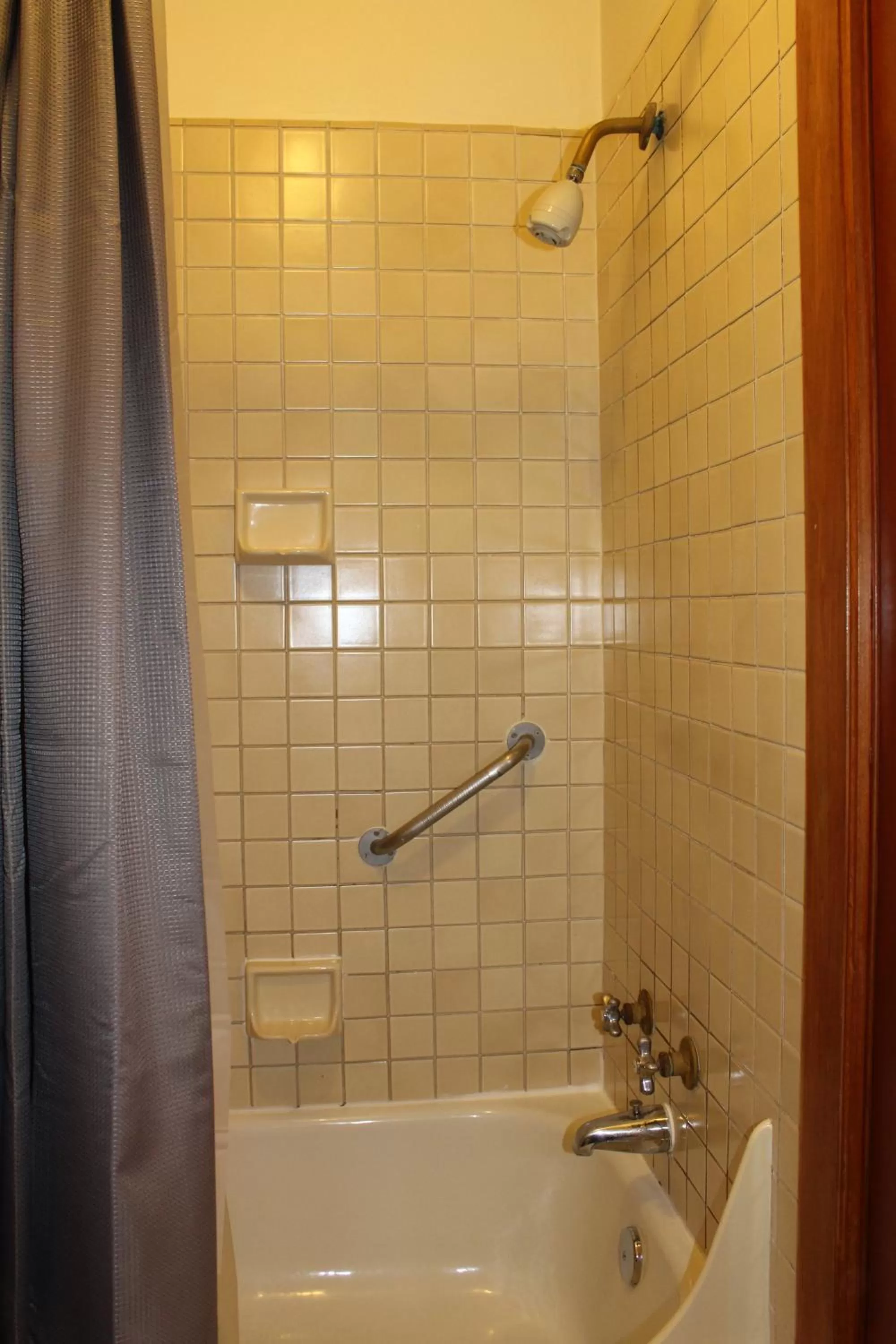 Shower in Pacific Grove Inn