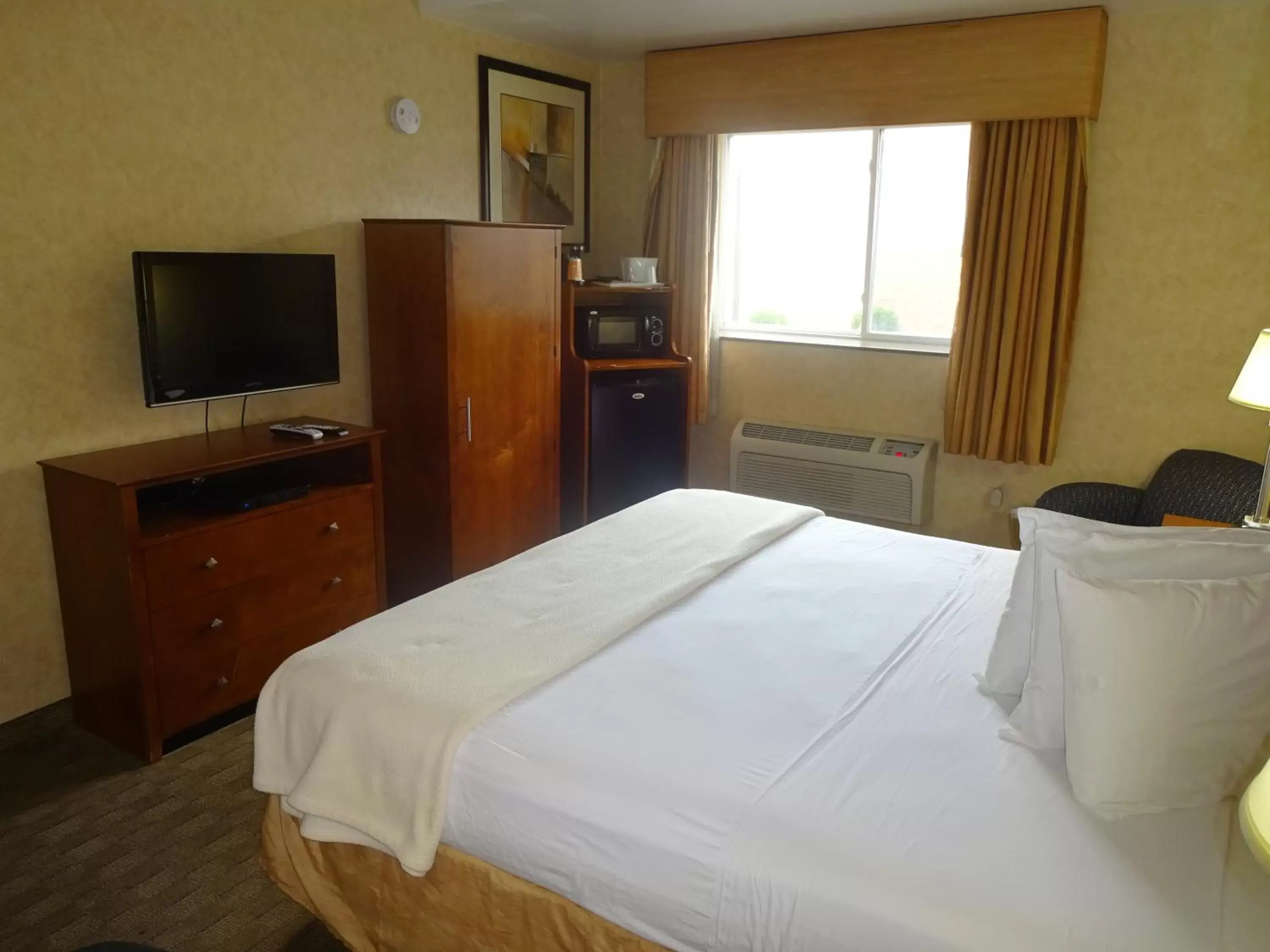 Bedroom, Bed in Sheridan Hotel