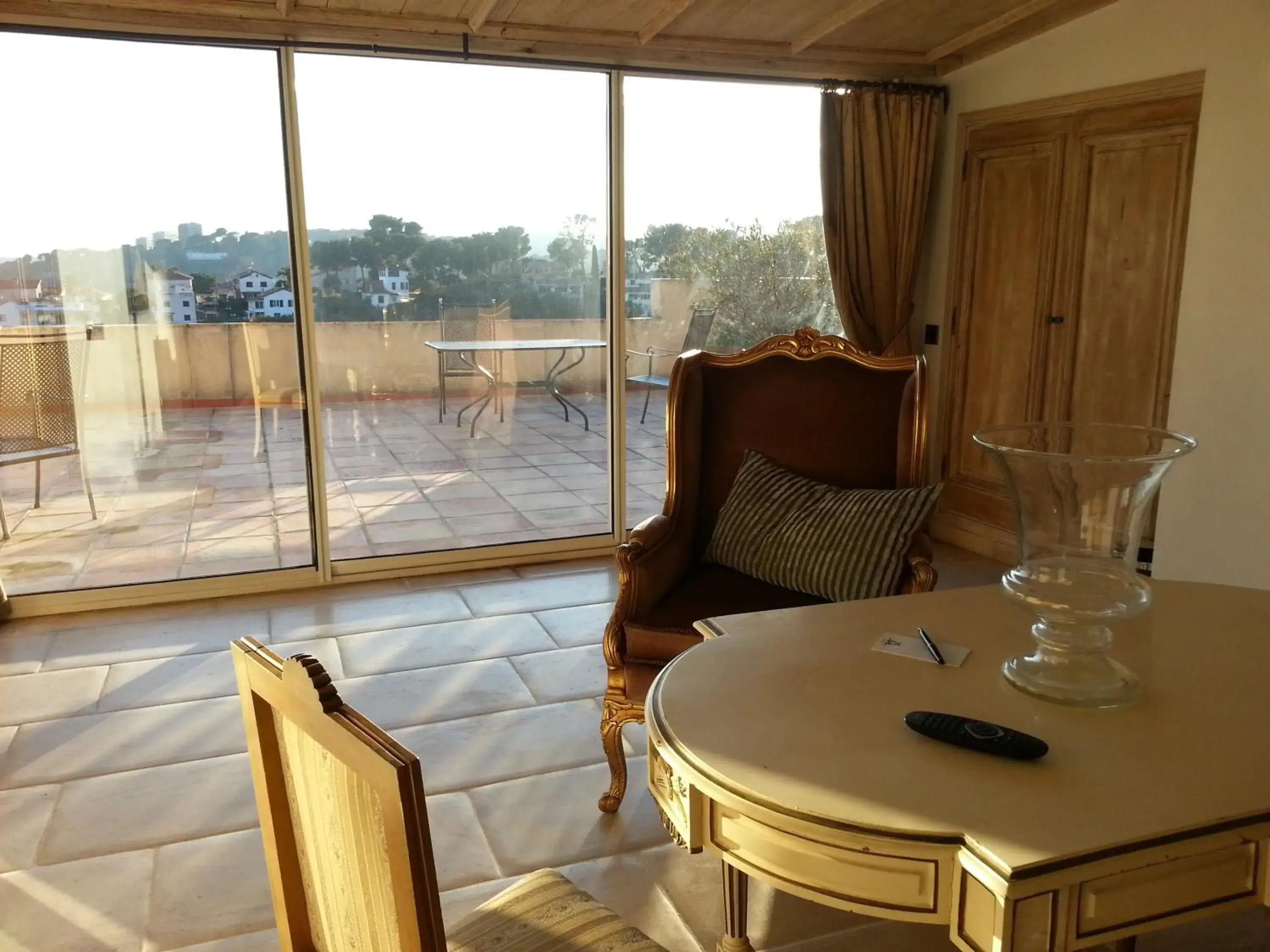 Dining Area in Château Le Cagnard