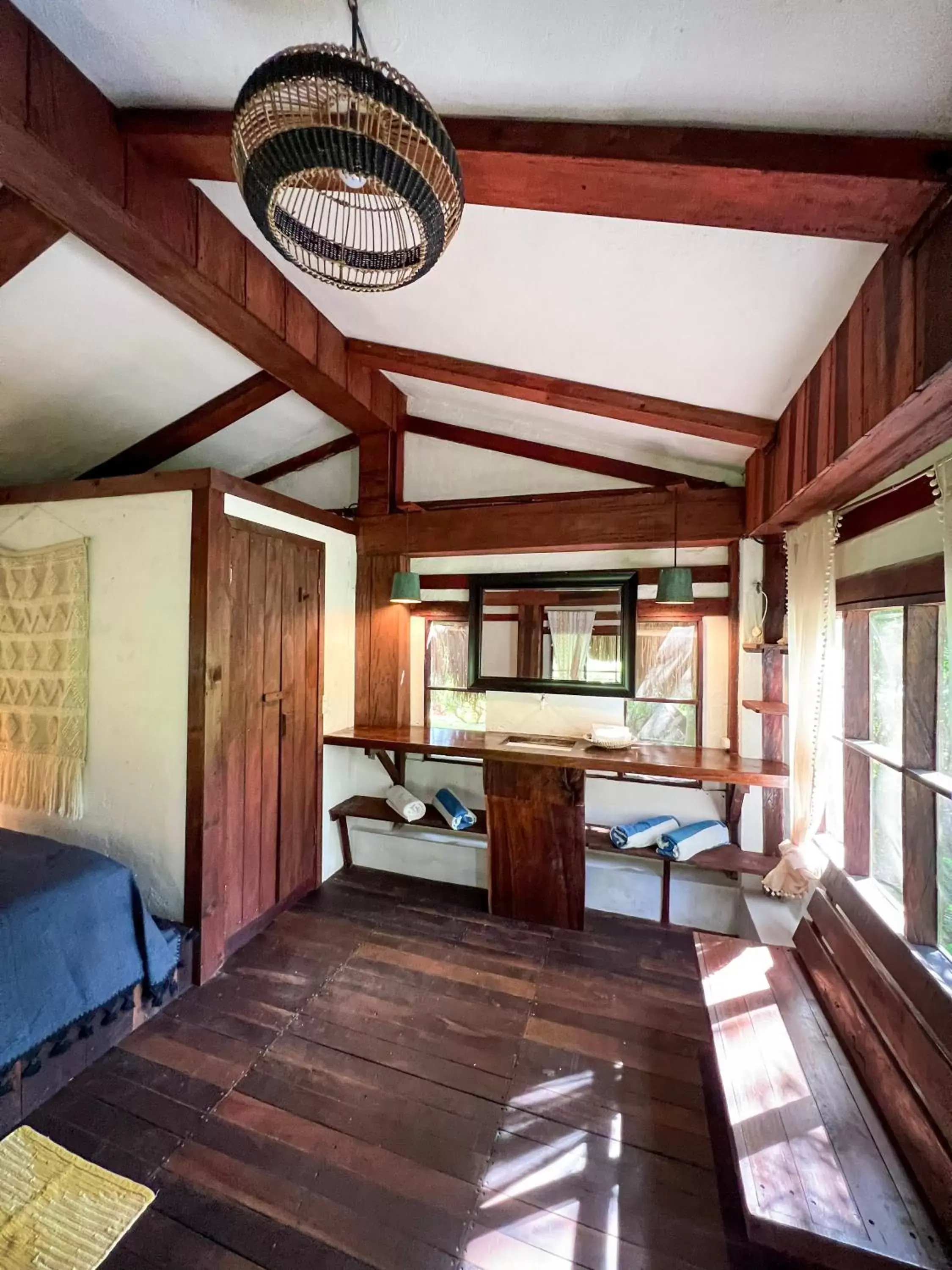 Bedroom, Lobby/Reception in Villa Santuario Lake front Oasis