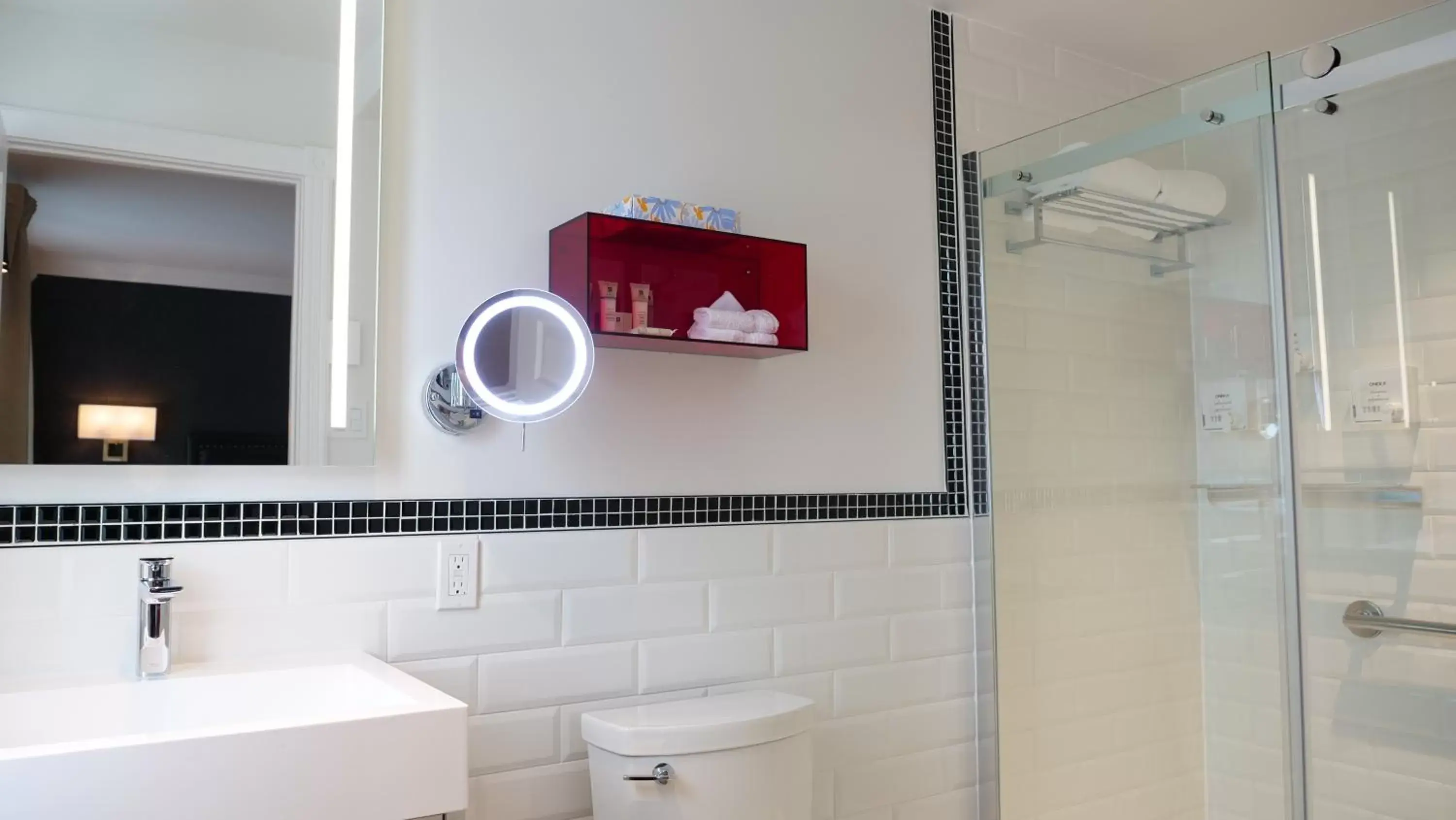 Bathroom in Hotel Bonaparte