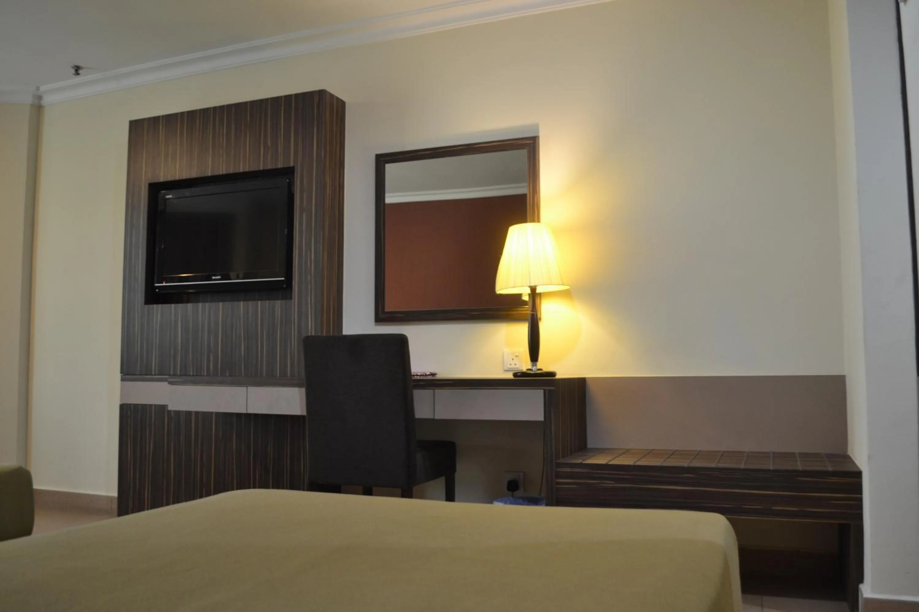 Bedroom, Bed in De Rhu Beach Resort