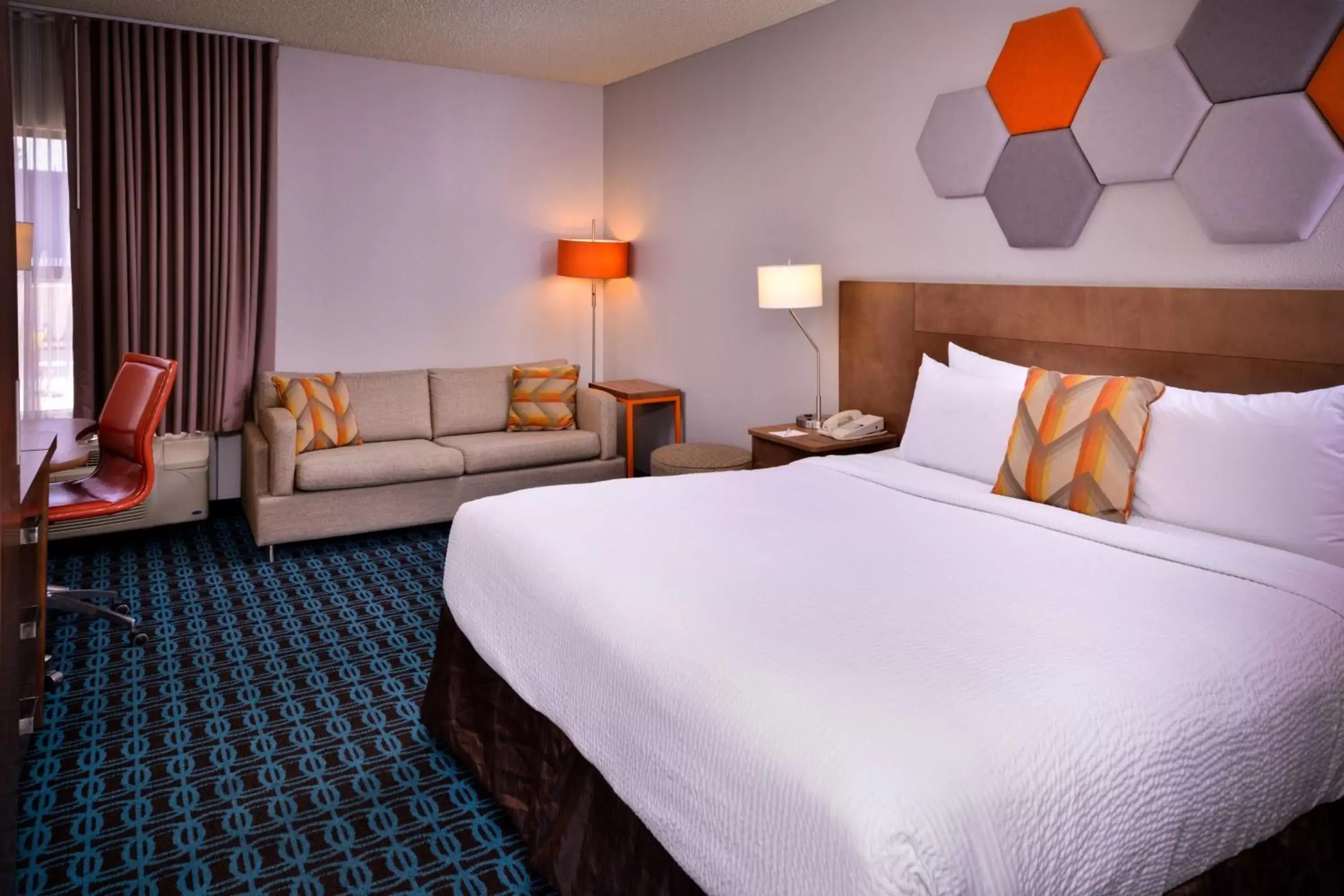 Photo of the whole room, Bed in Fairfield Inn Las Vegas Convention Center
