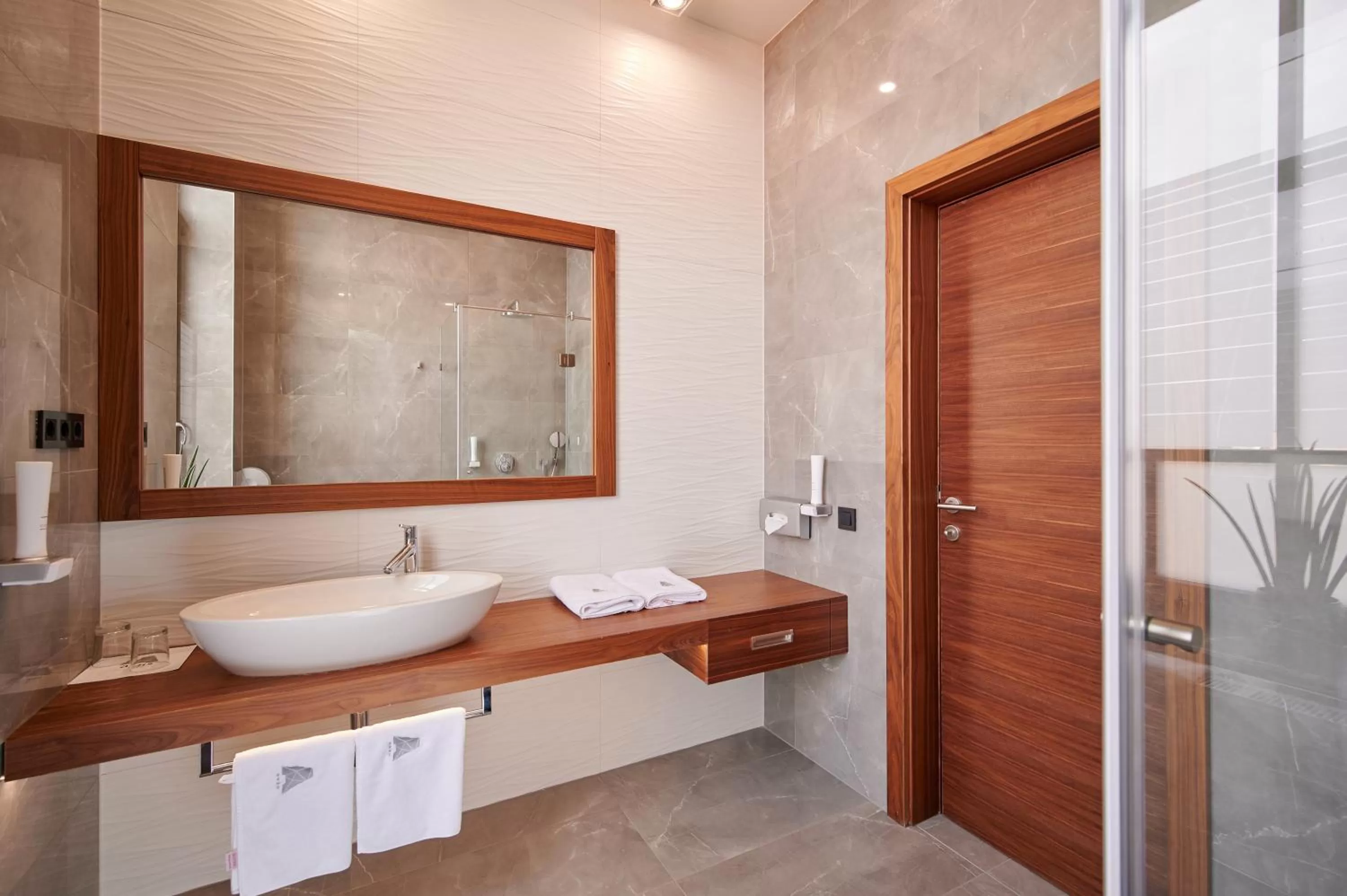 Bathroom in Artis Boutique Hotel