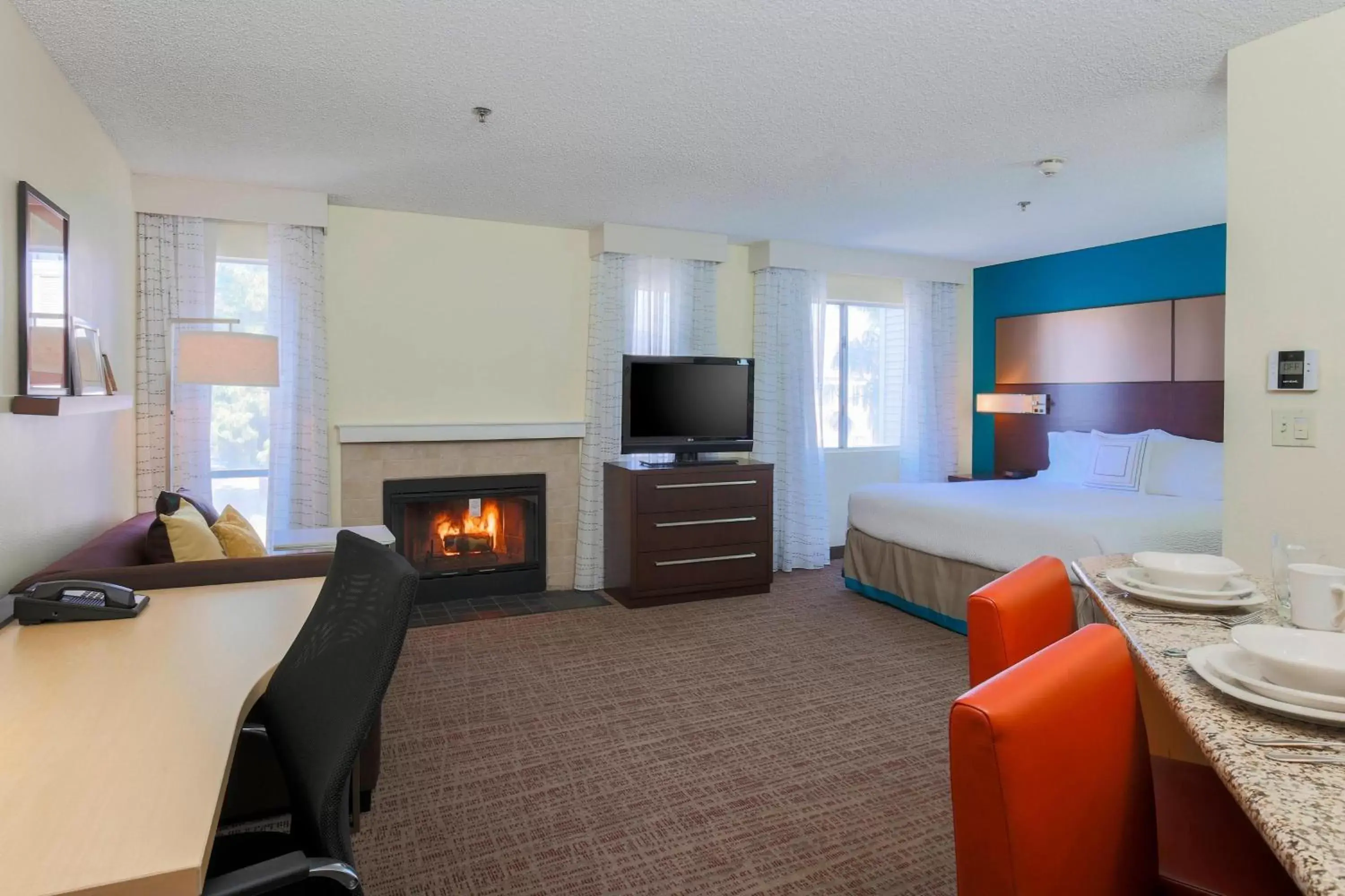 Photo of the whole room, TV/Entertainment Center in Residence Inn Bakersfield