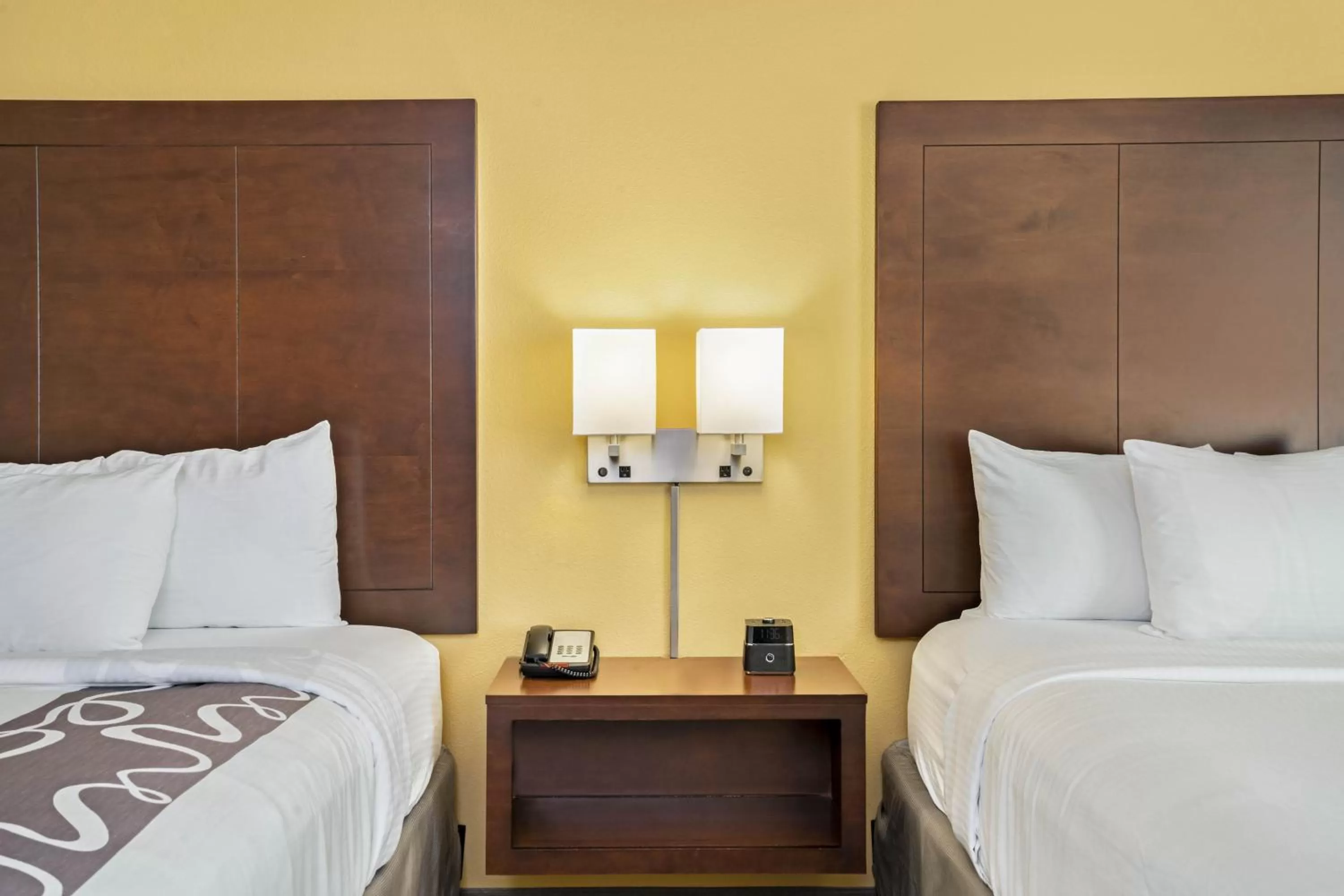 Bed in La Quinta by Wyndham Houston NW Beltway8/WestRD