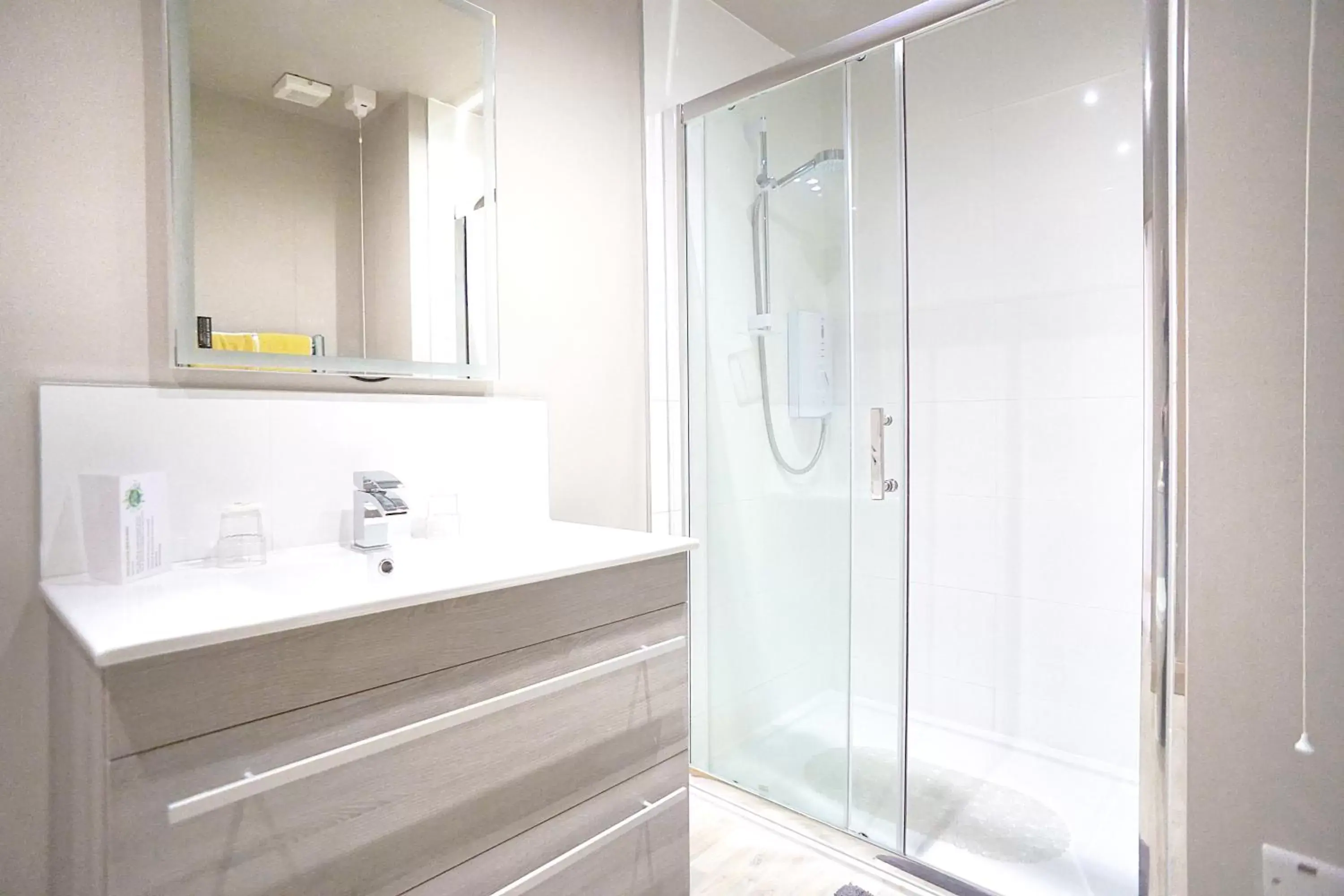 Shower, Bathroom in Bannview Bed & Breakfast