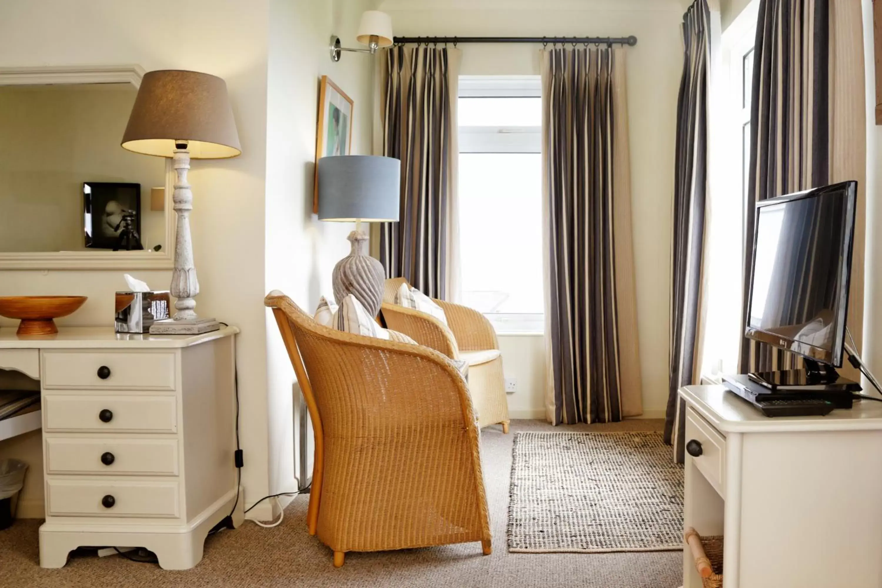 Large Double Room with Sea View in Driftwood Large Double Room with Sea View in Driftwood